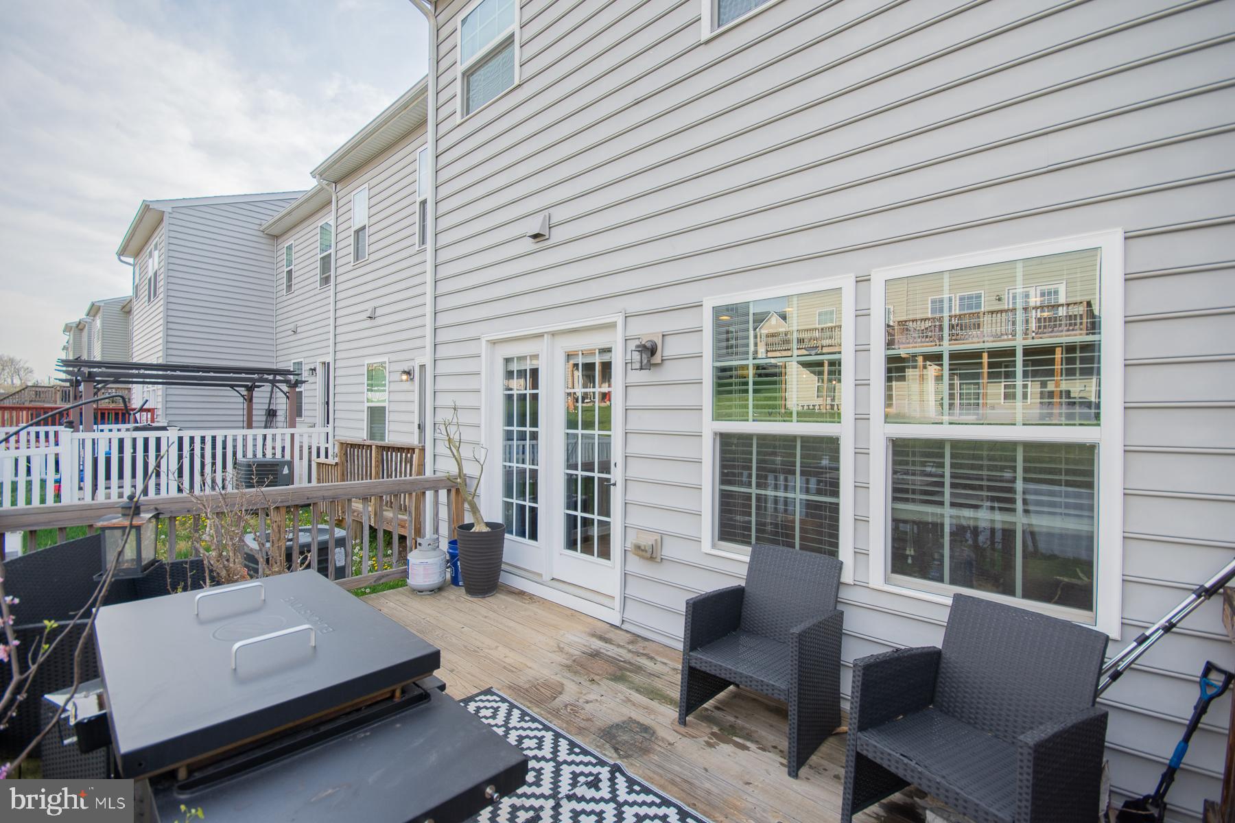 POTOMAC STATION - Residential