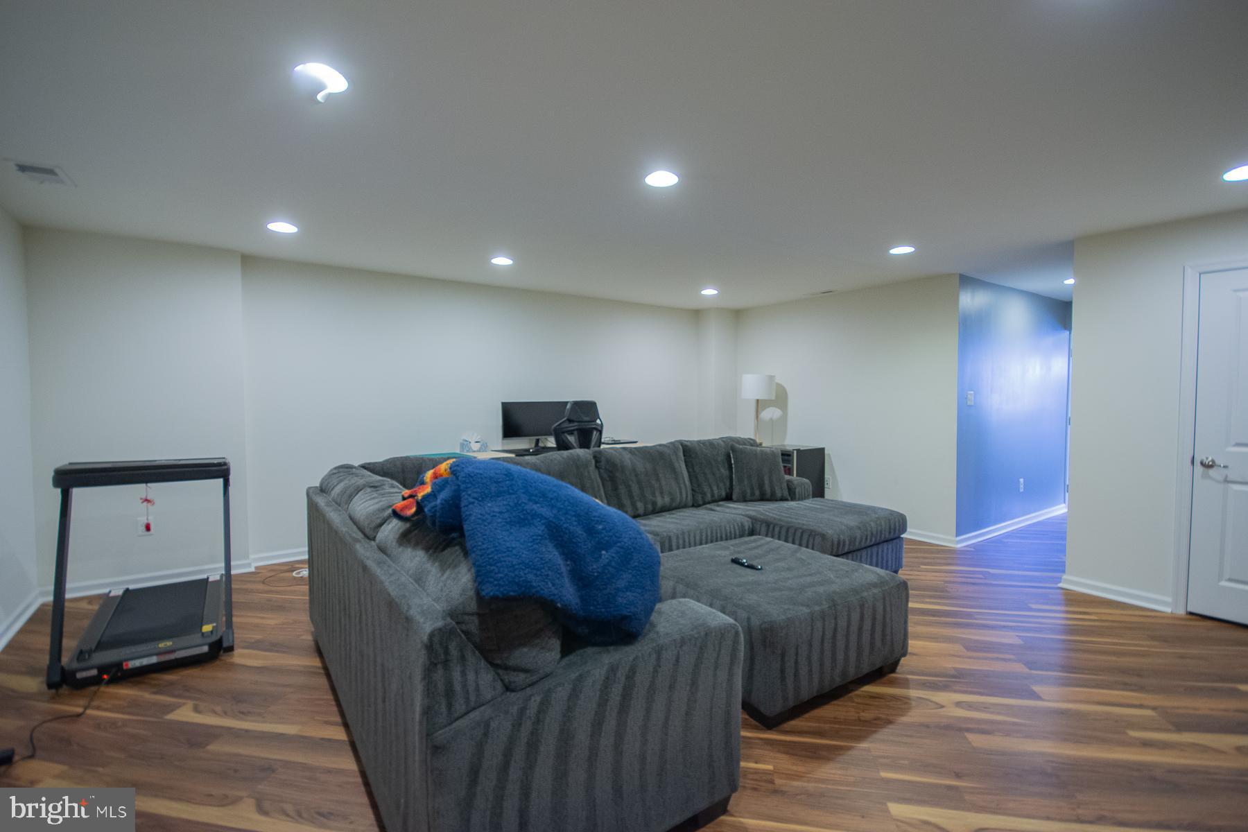 POTOMAC STATION - Residential