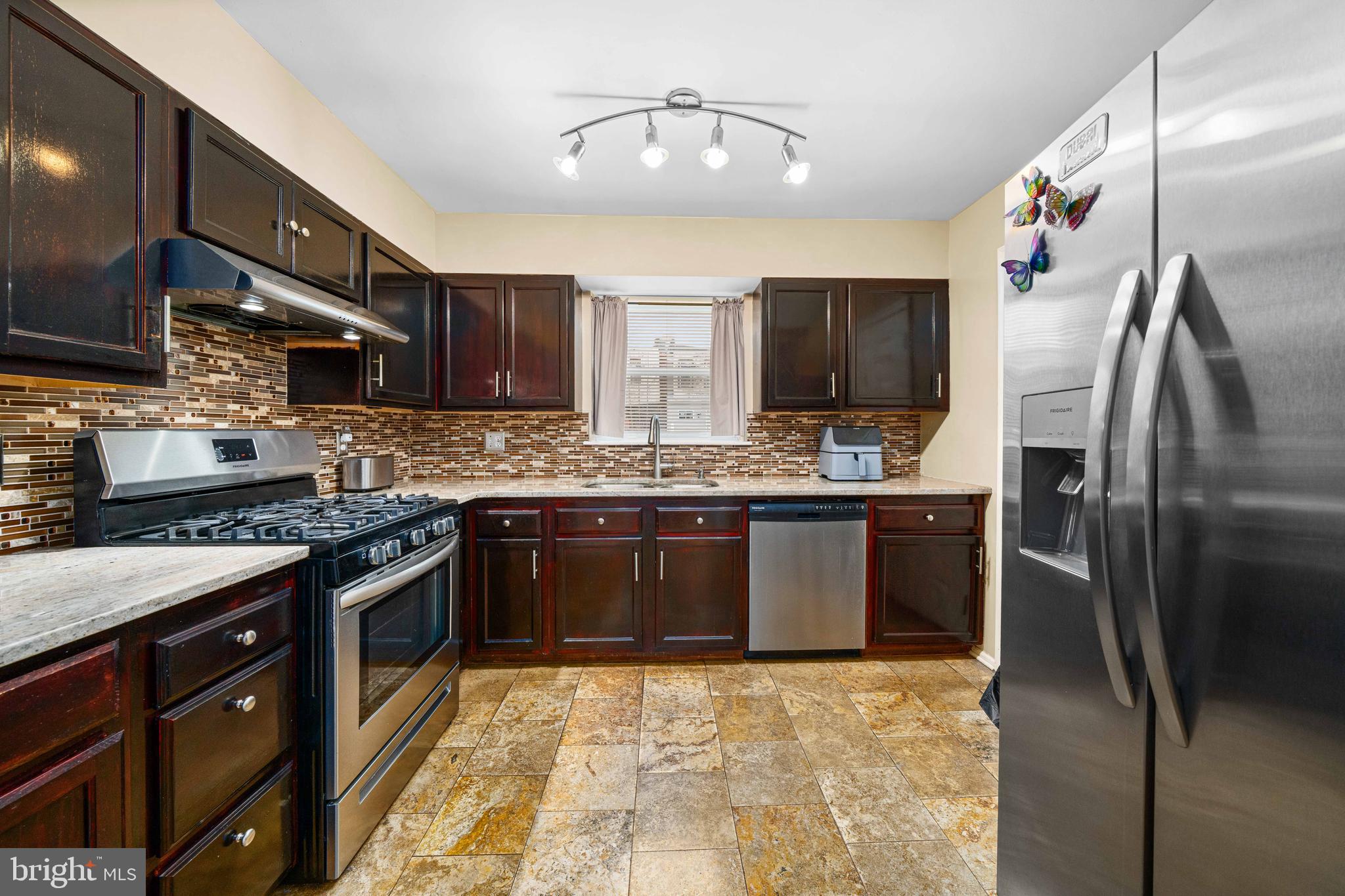 PHILADELPHIA (NORTH) - Residential