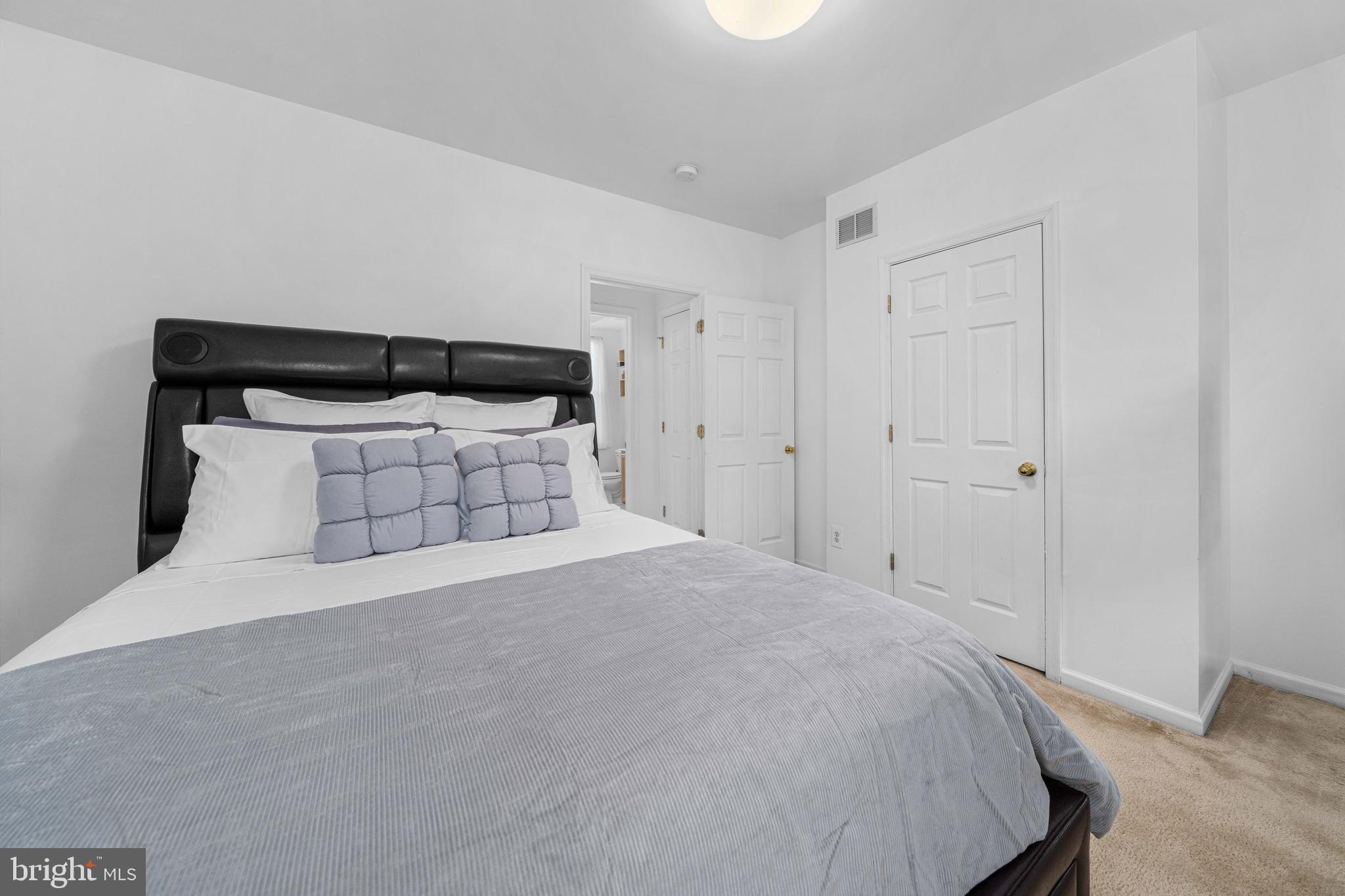 PHILADELPHIA (NORTH) - Residential