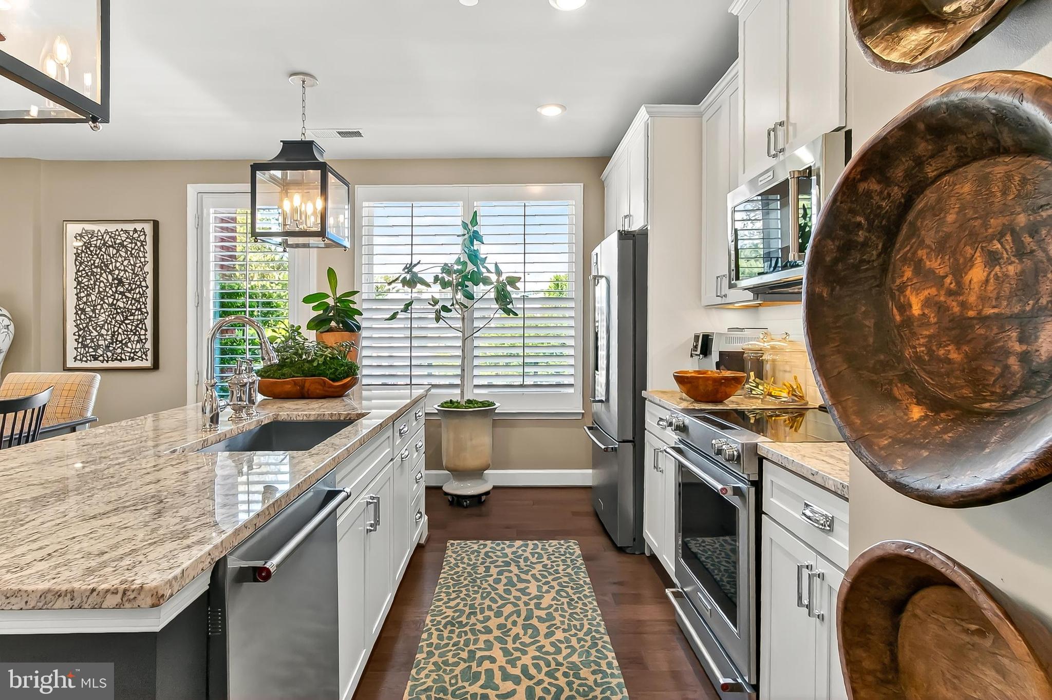 THE ATRIUM AT METROWEST - Residential