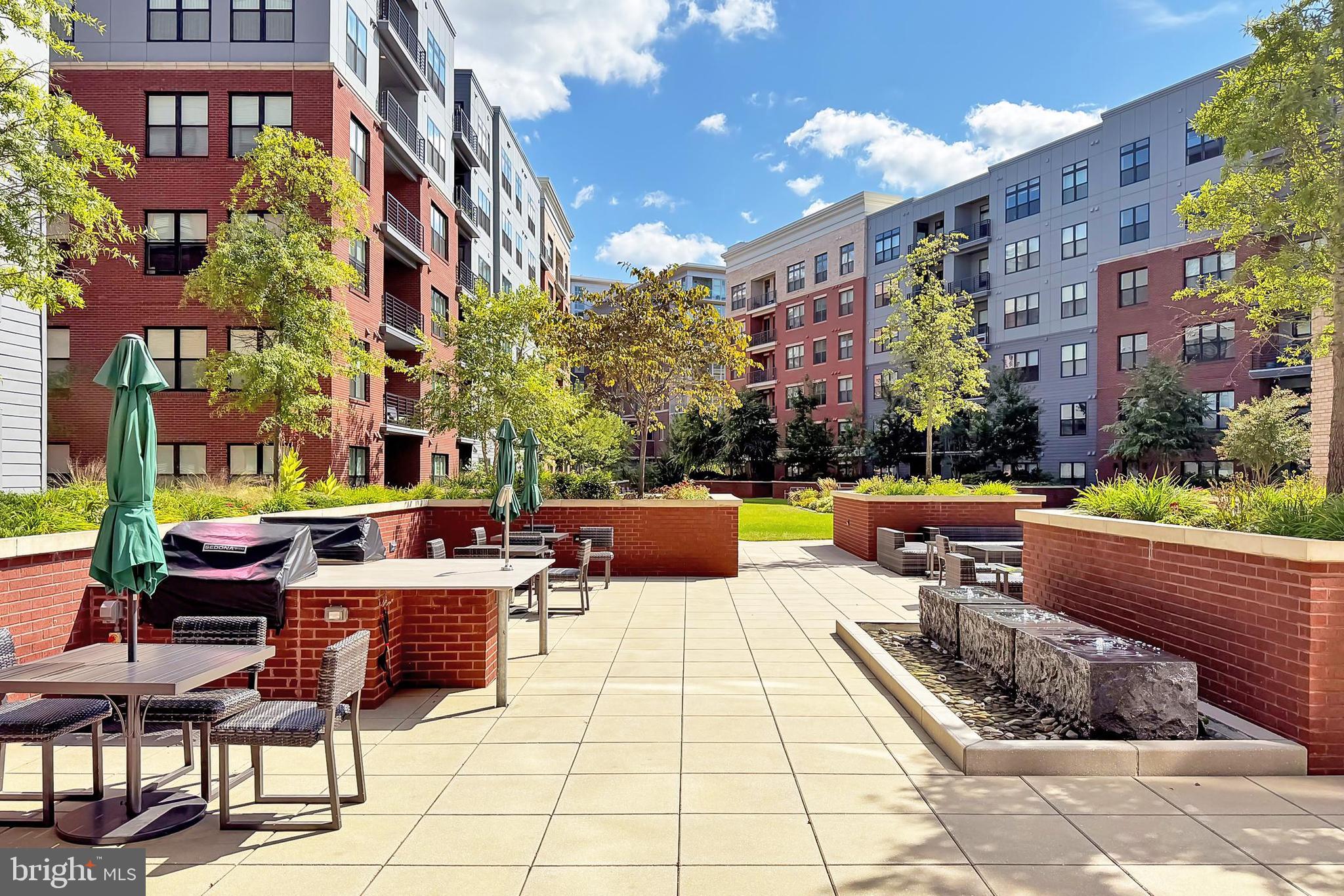 THE ATRIUM AT METROWEST - Residential