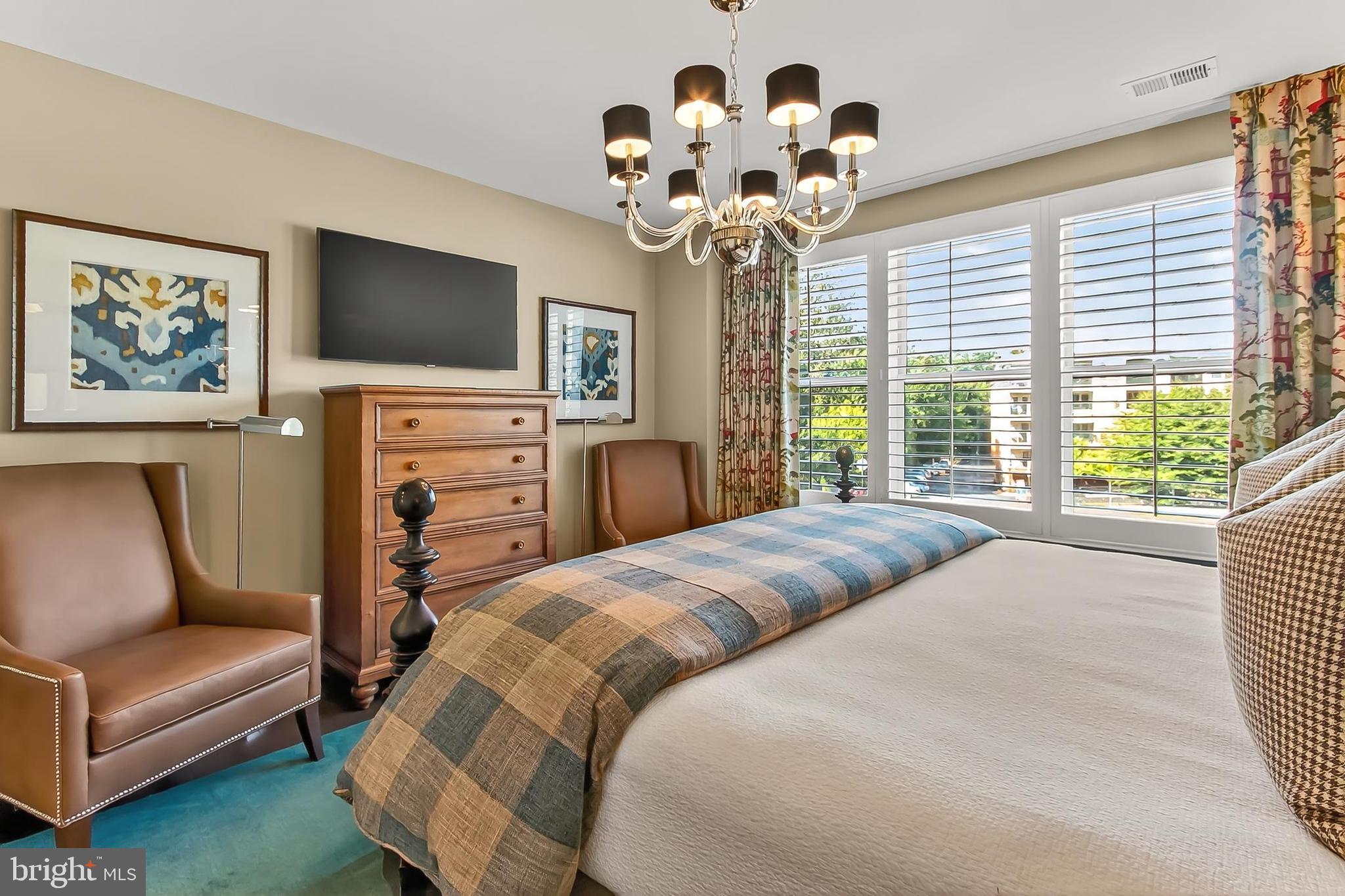 THE ATRIUM AT METROWEST - Residential