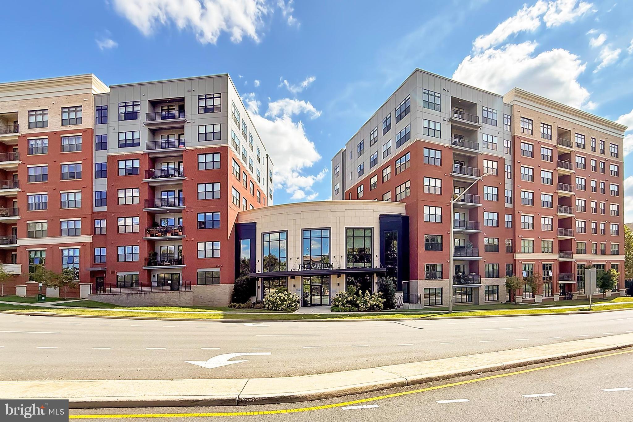 2960 VADEN DRIVE 2-103