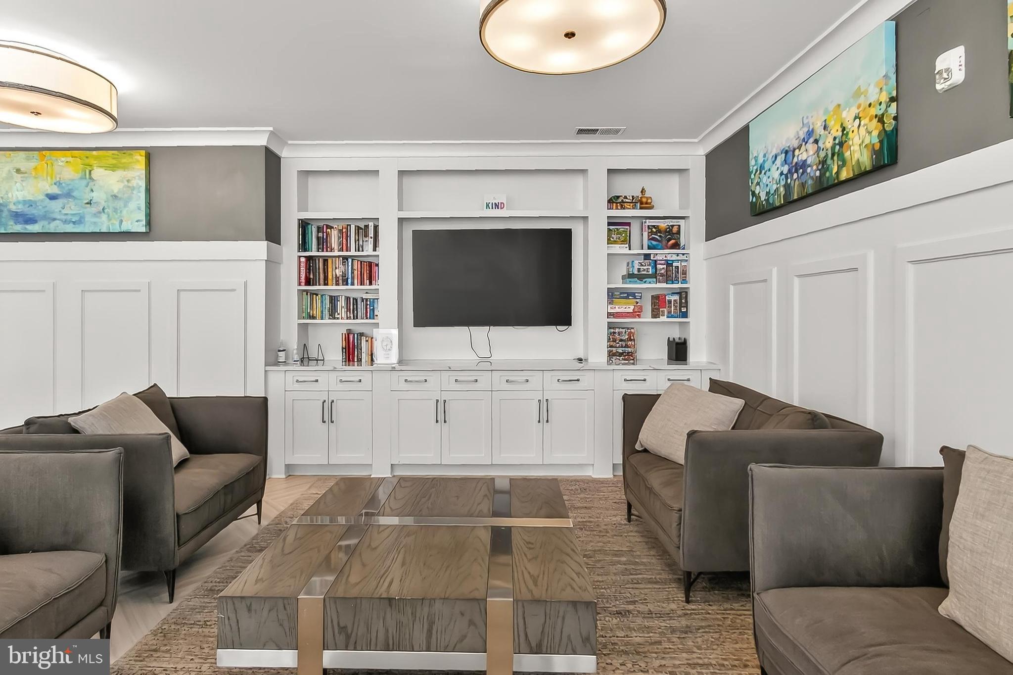 THE ATRIUM AT METROWEST - Residential