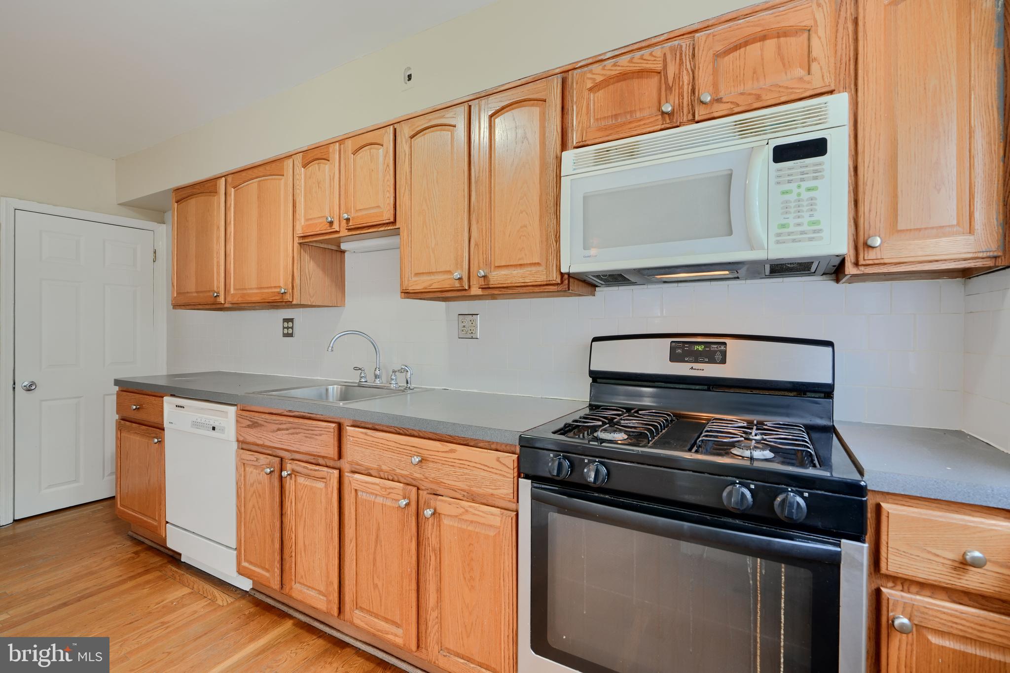 TOWSON PARK - Residential Lease