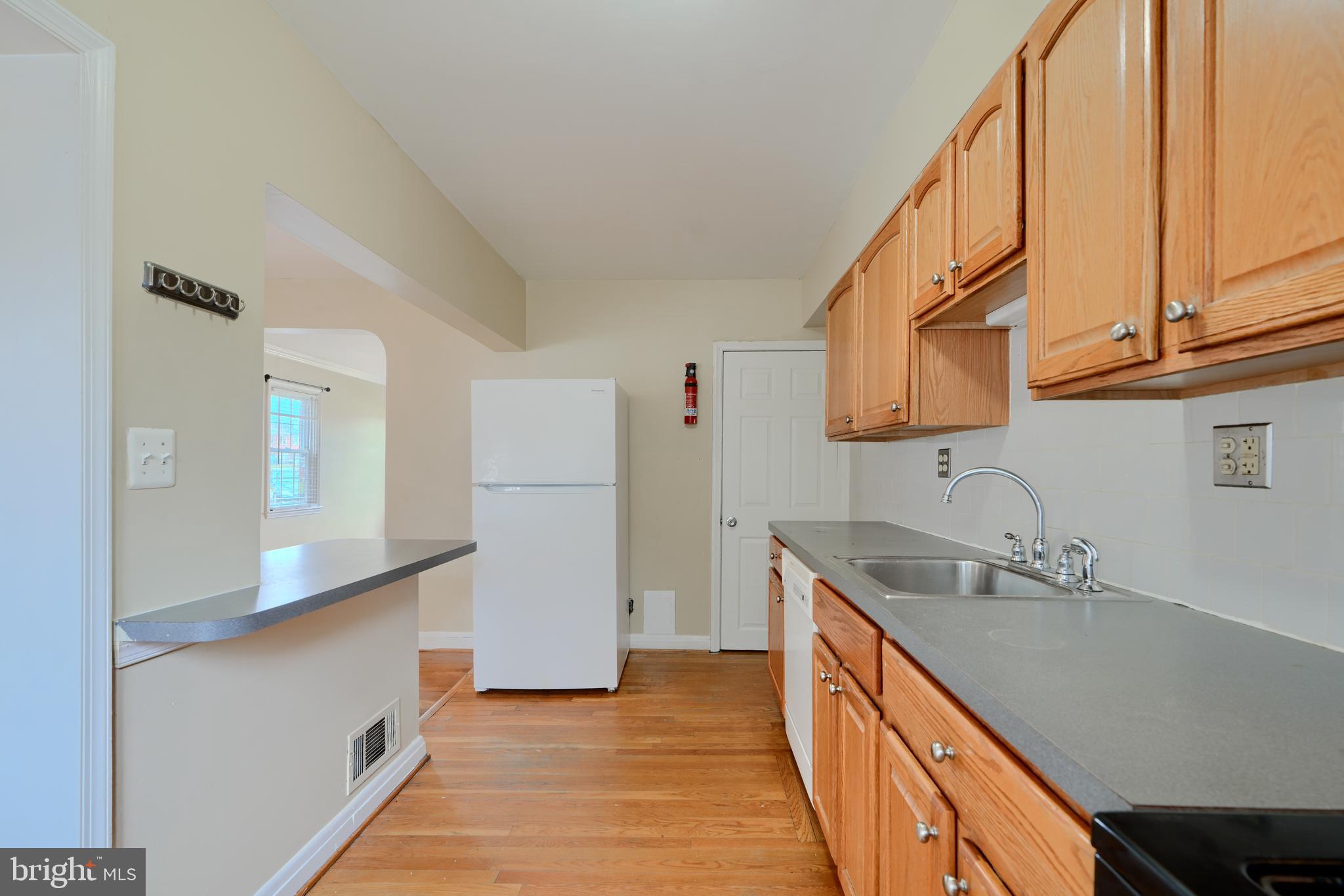 TOWSON PARK - Residential Lease