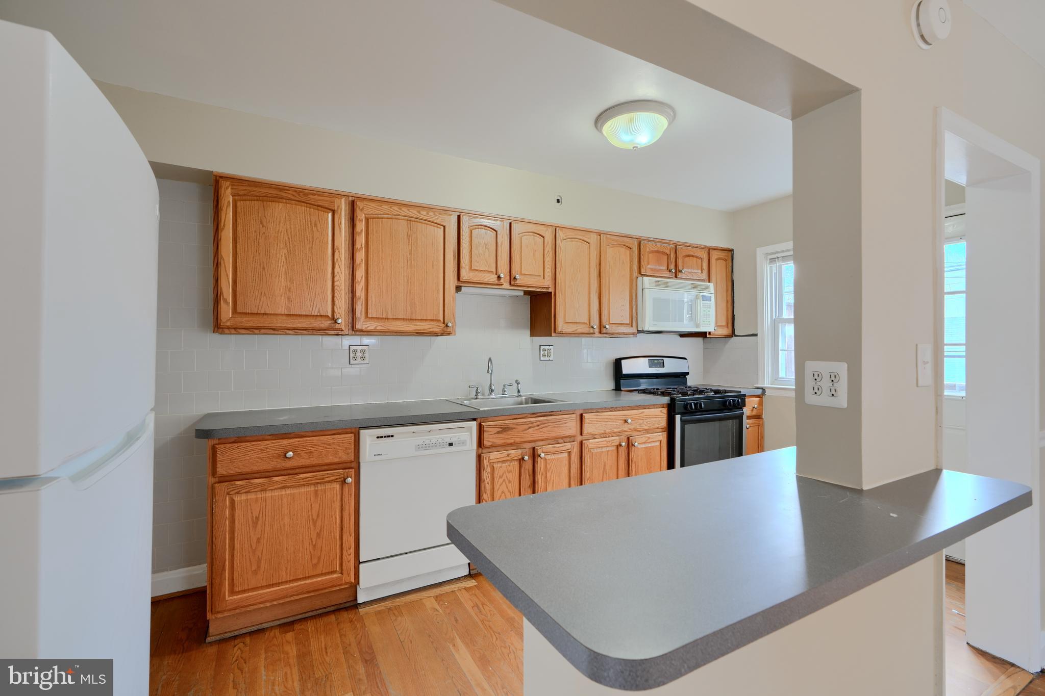 TOWSON PARK - Residential Lease