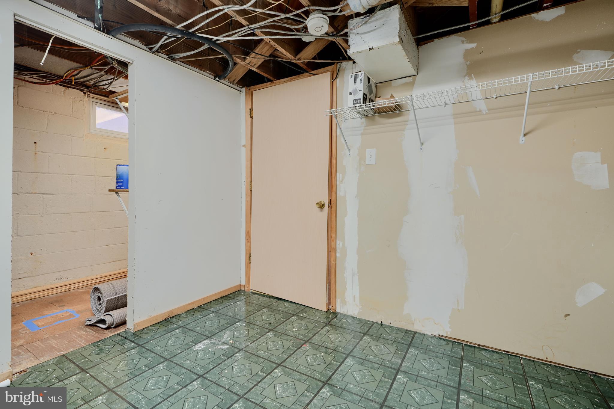 TOWSON PARK - Residential Lease