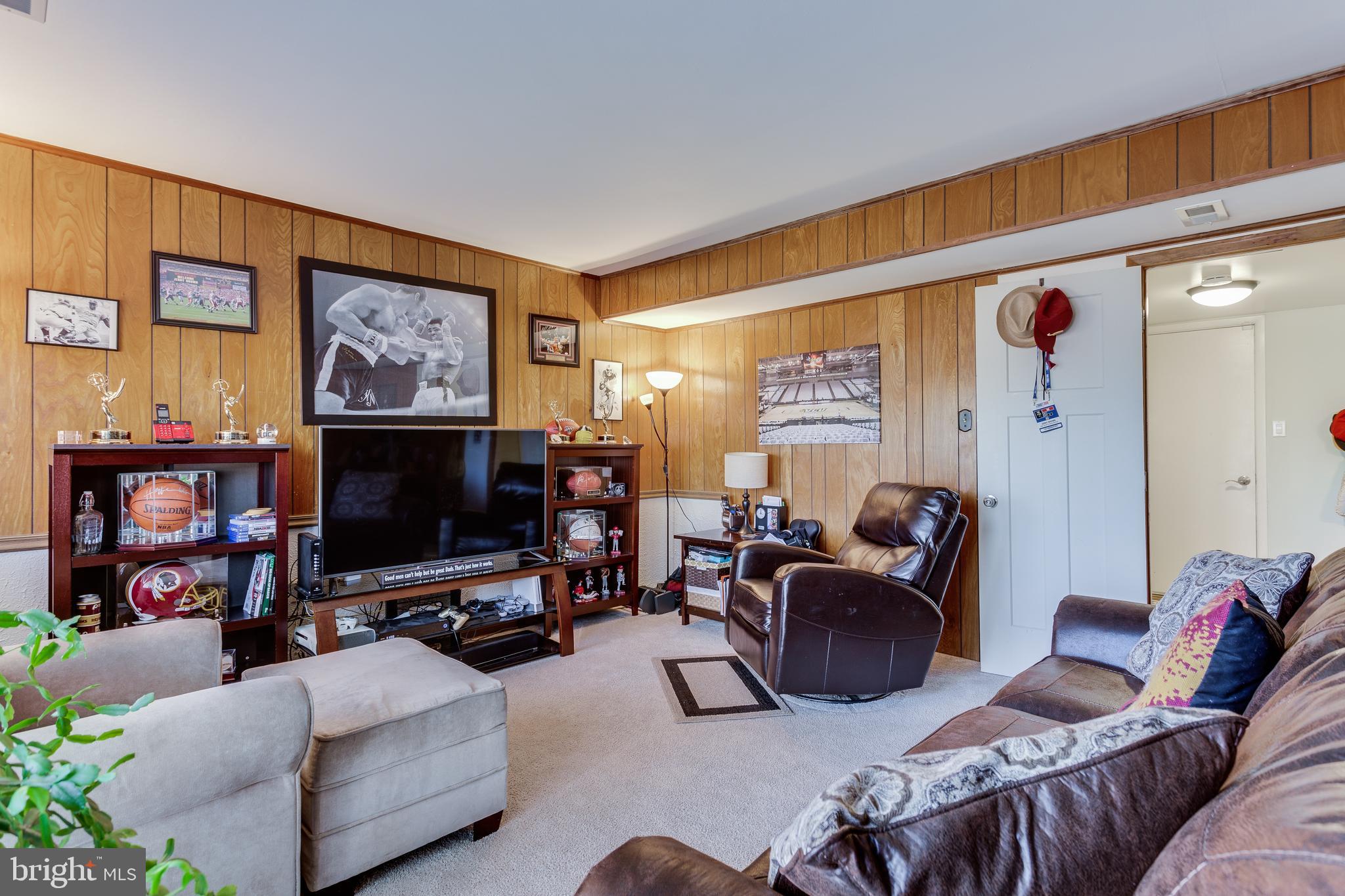 CHURCHILL TOWN SECTOR - Residential