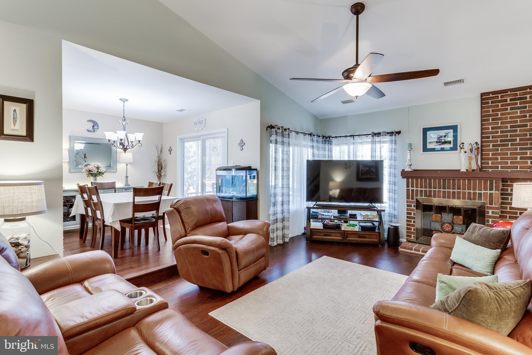 CHURCHILL TOWN SECTOR - Residential