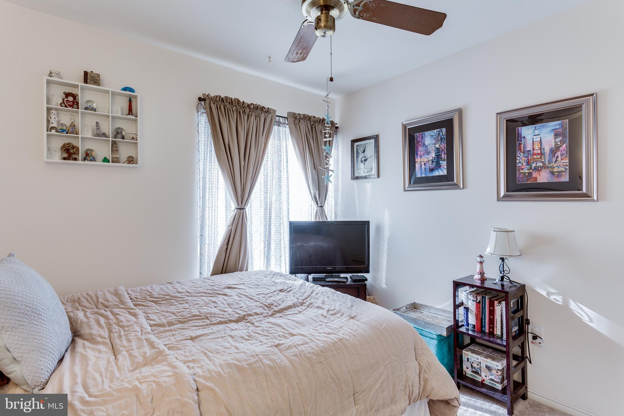 CHURCHILL TOWN SECTOR - Residential