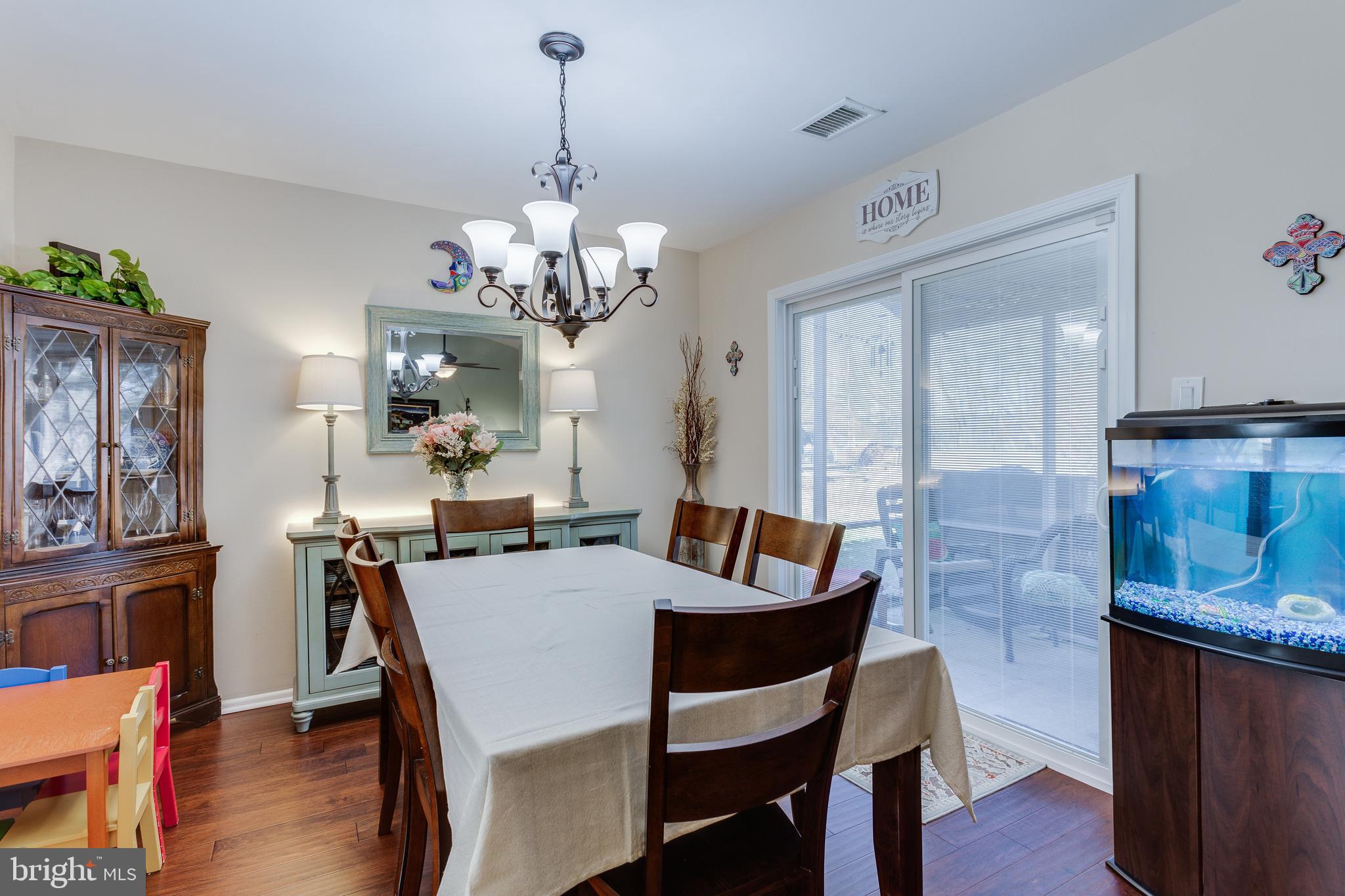 CHURCHILL TOWN SECTOR - Residential