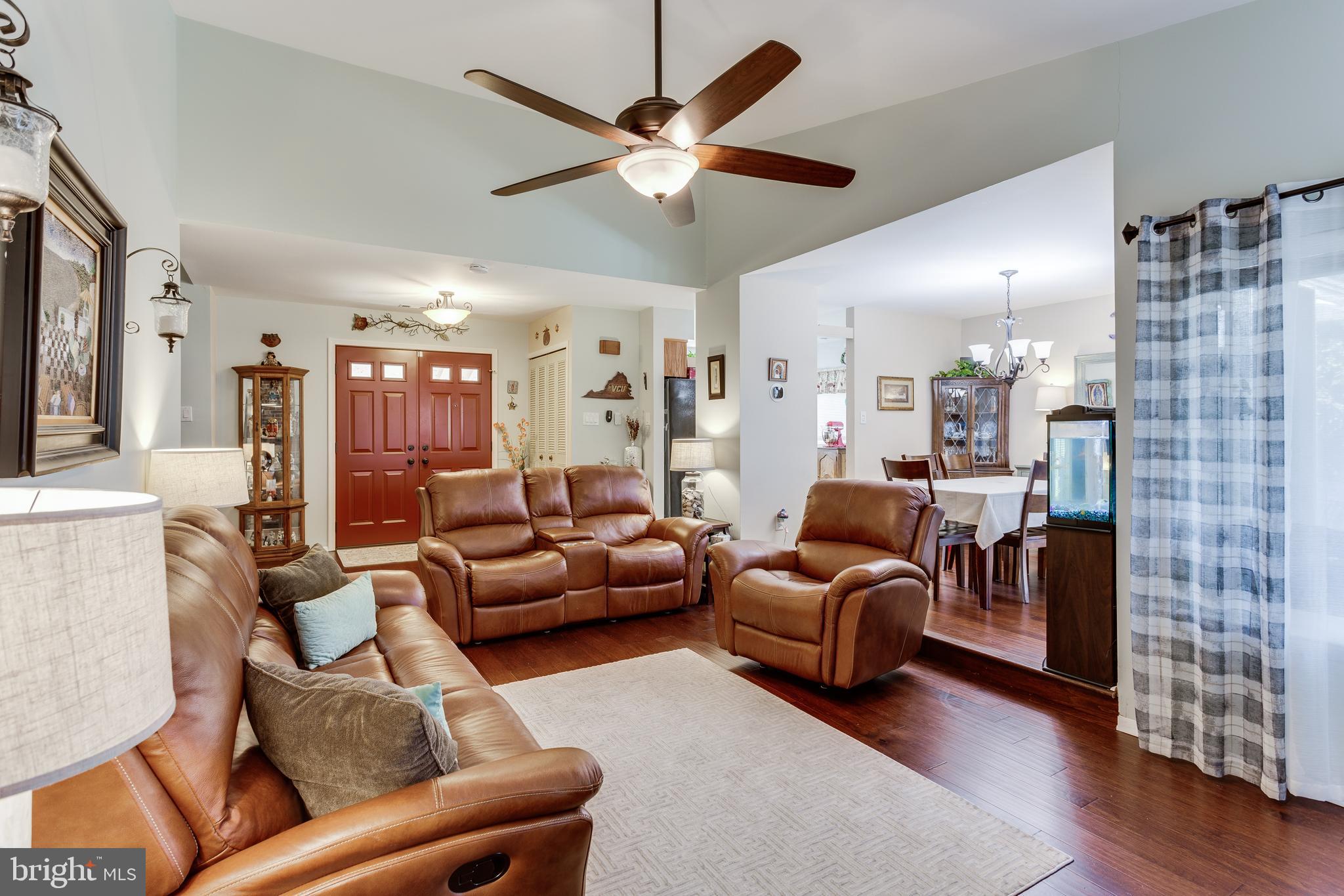 CHURCHILL TOWN SECTOR - Residential