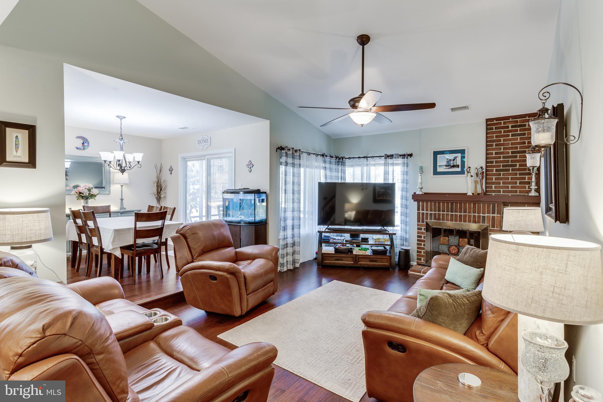 CHURCHILL TOWN SECTOR - Residential