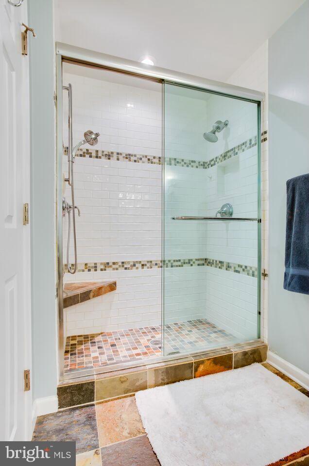 WILLOW POINT - Residential