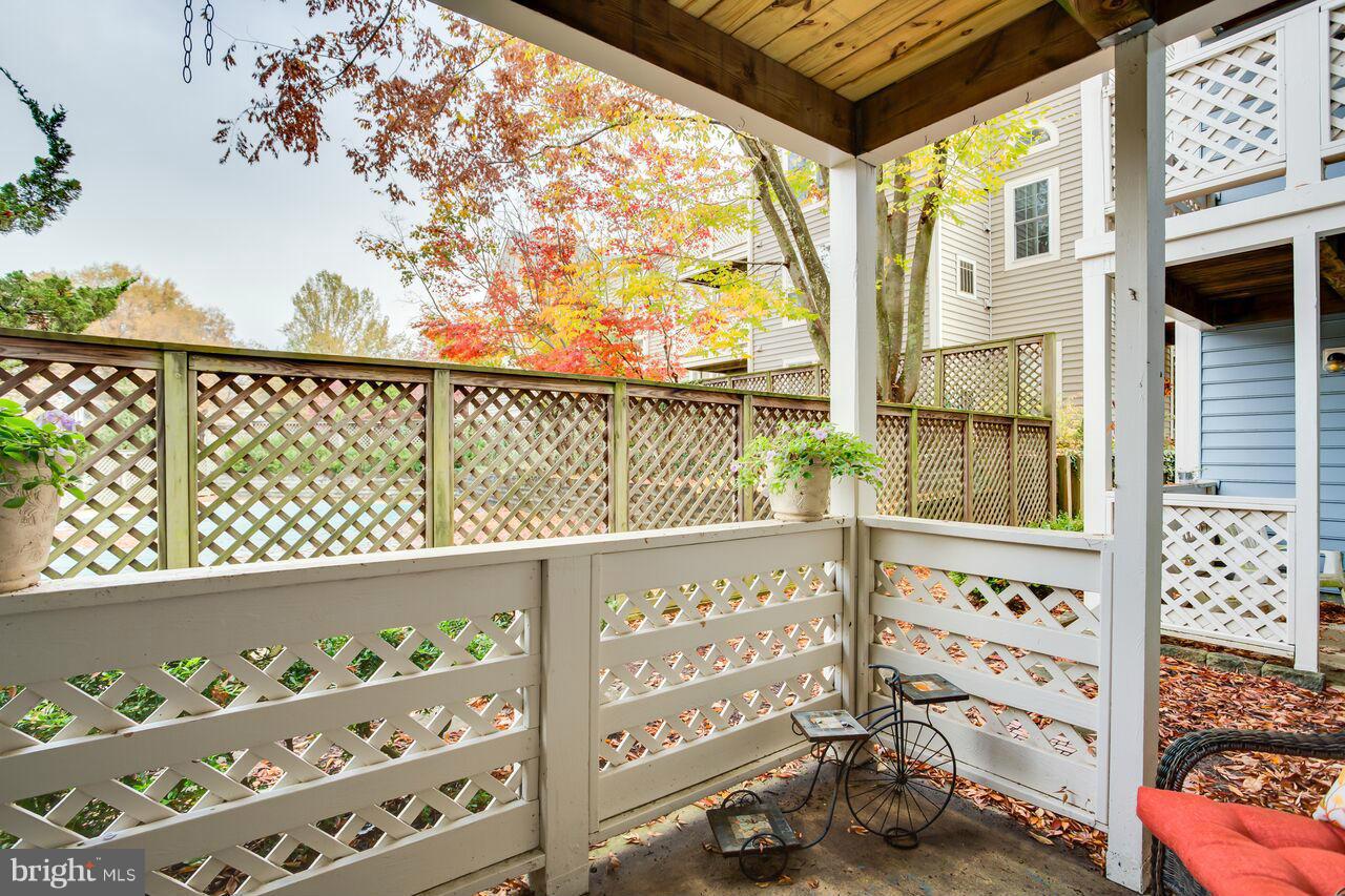 WILLOW POINT - Residential