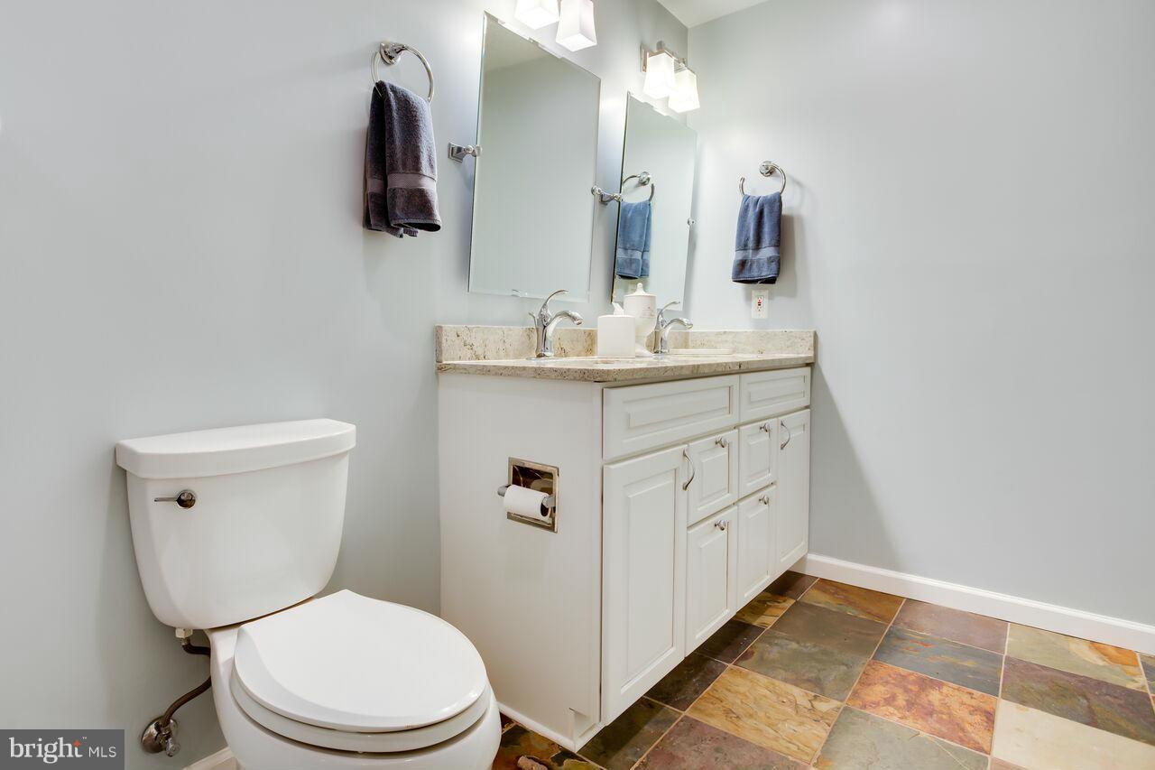 WILLOW POINT - Residential