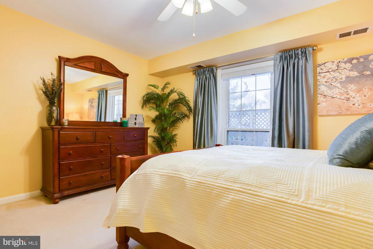 WILLOW POINT - Residential