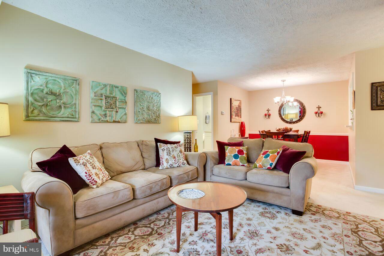 WILLOW POINT - Residential