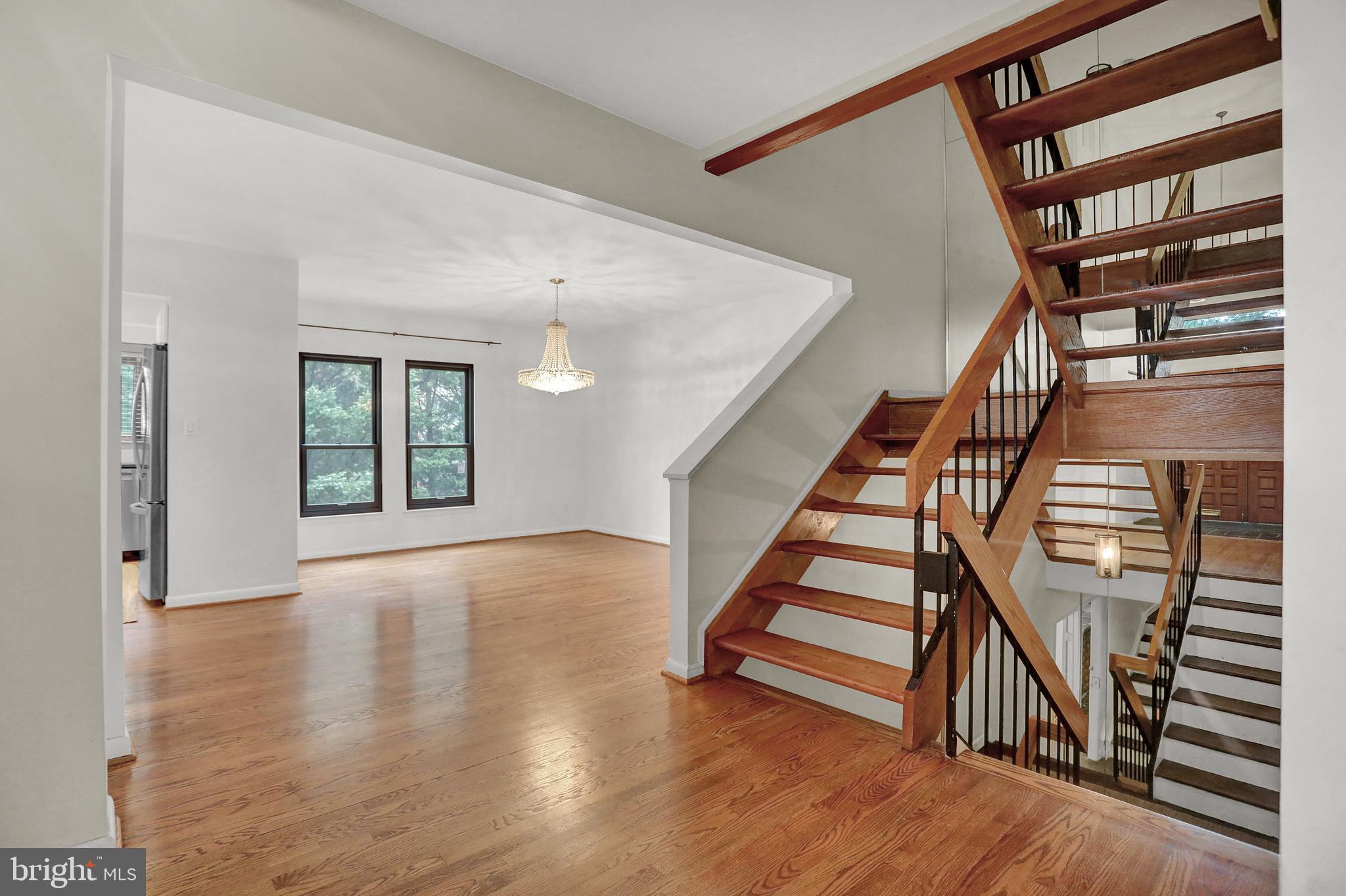 ROLAND SPRINGS - Residential