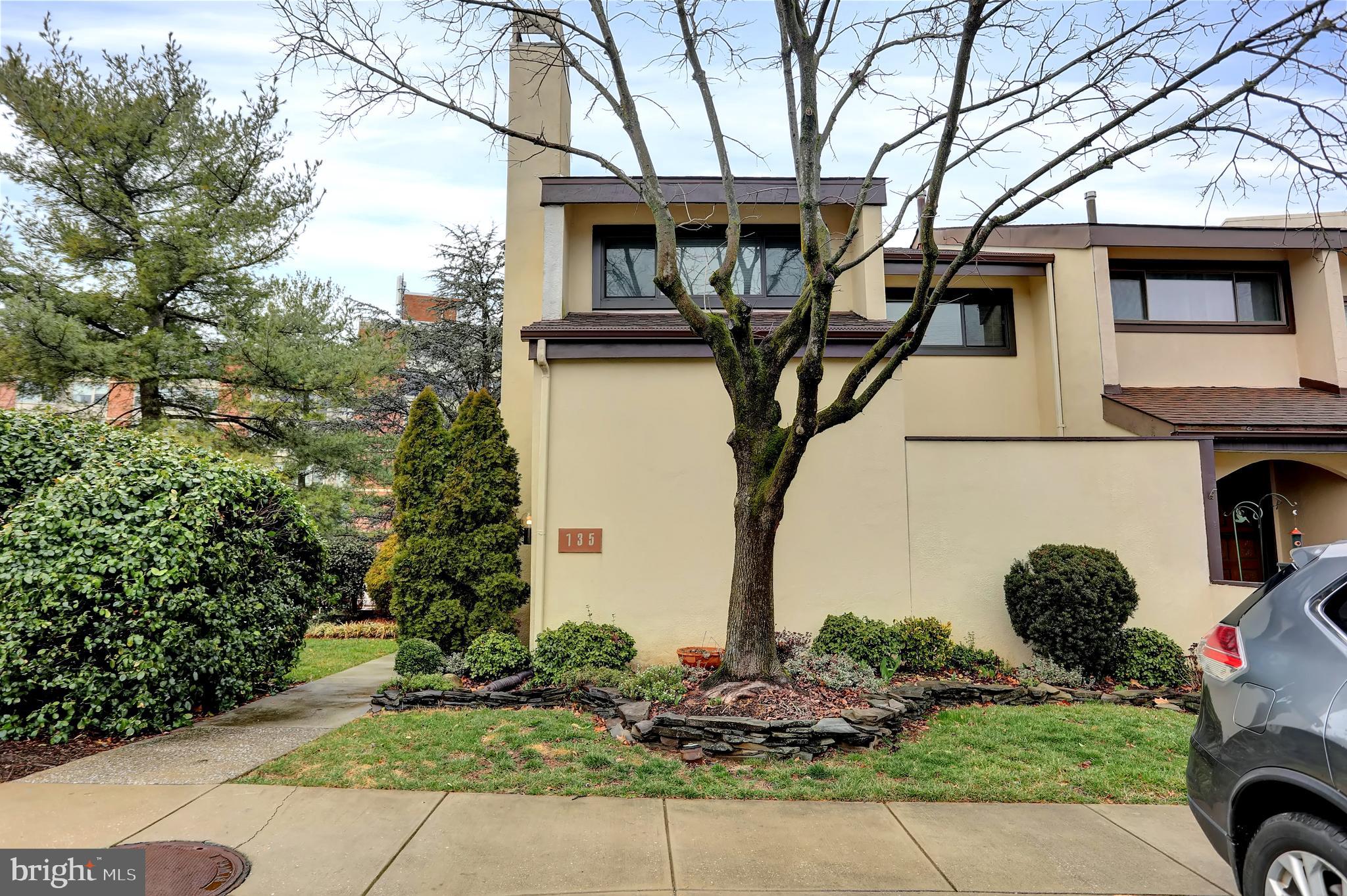 ROLAND SPRINGS - Residential