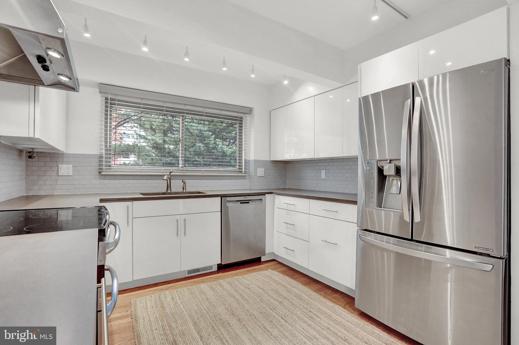 ROLAND SPRINGS - Residential