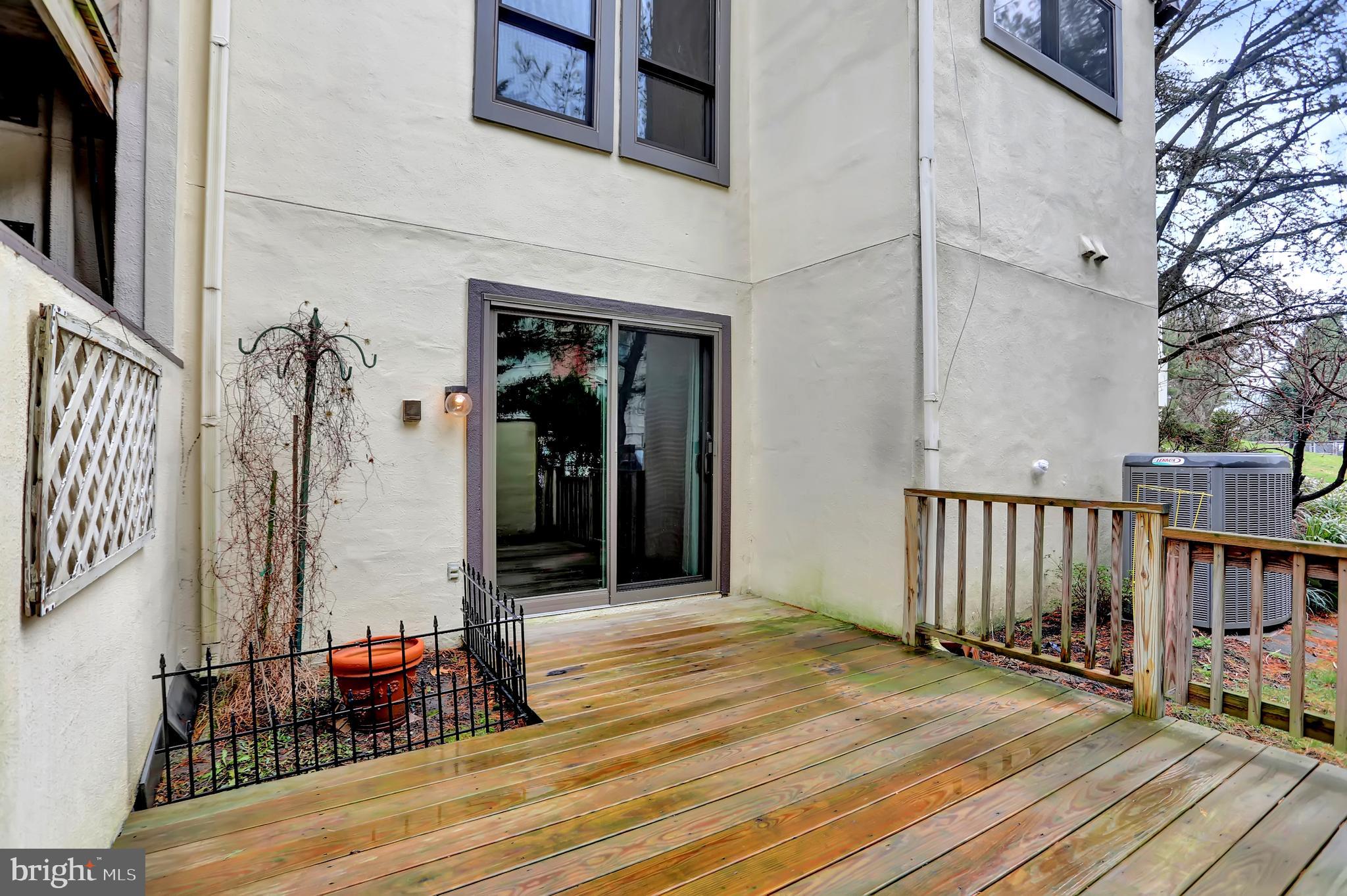 ROLAND SPRINGS - Residential