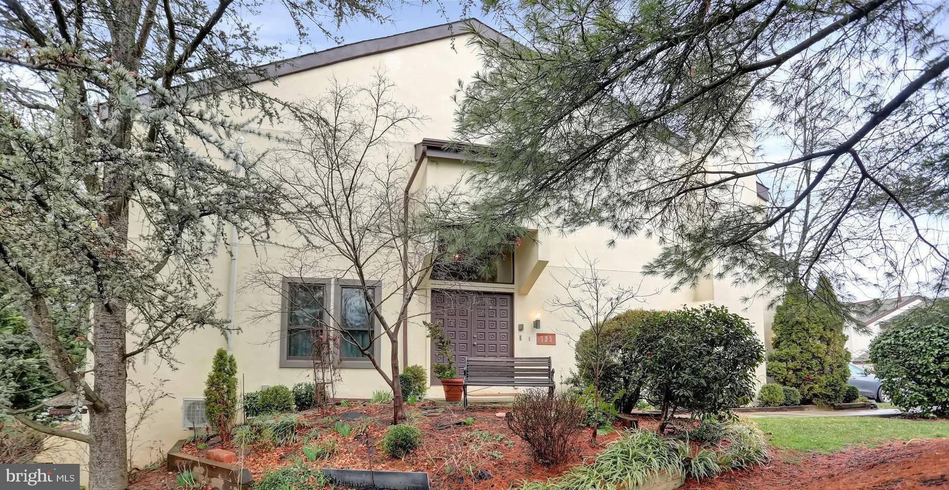 ROLAND SPRINGS - Residential