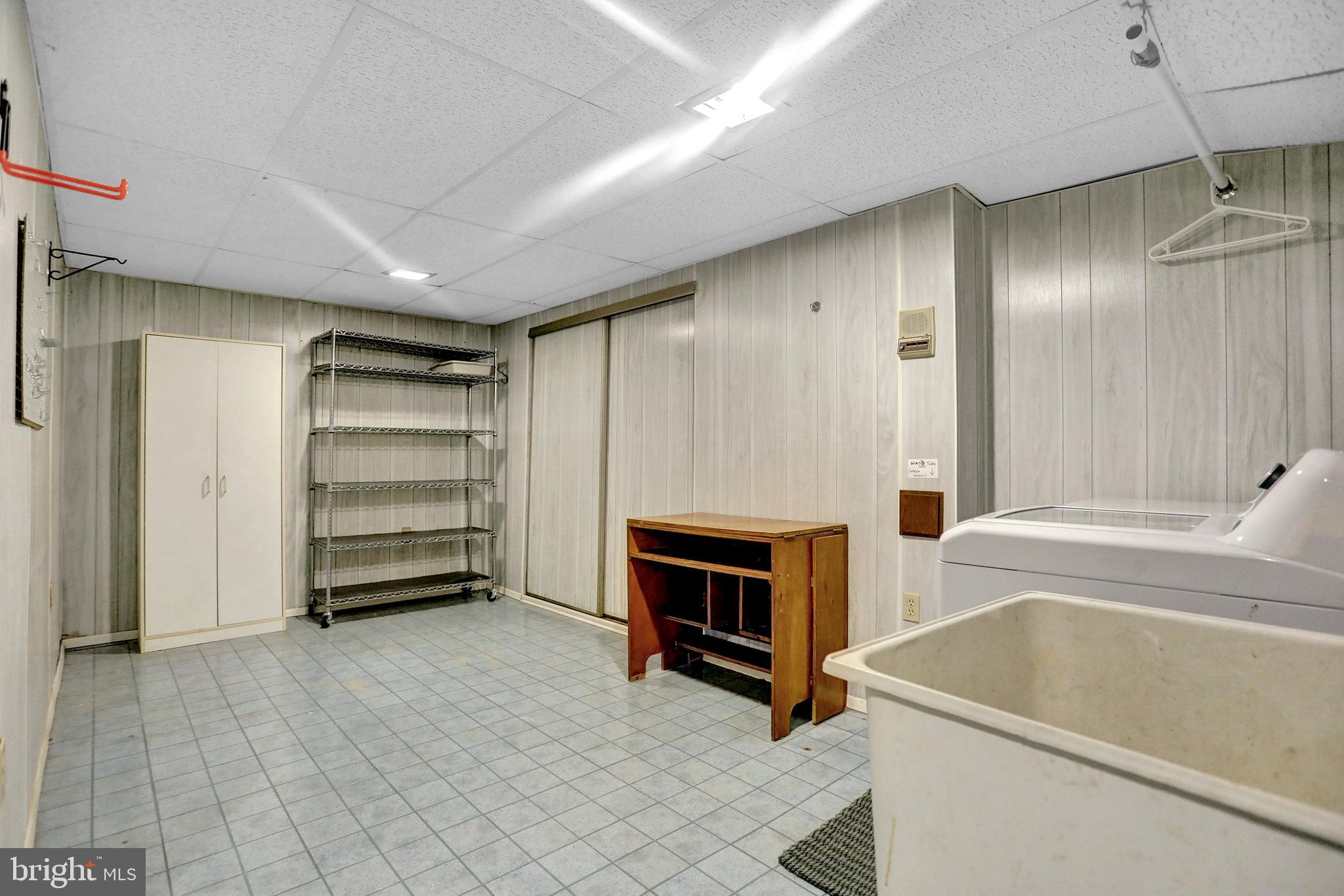 ROLAND SPRINGS - Residential