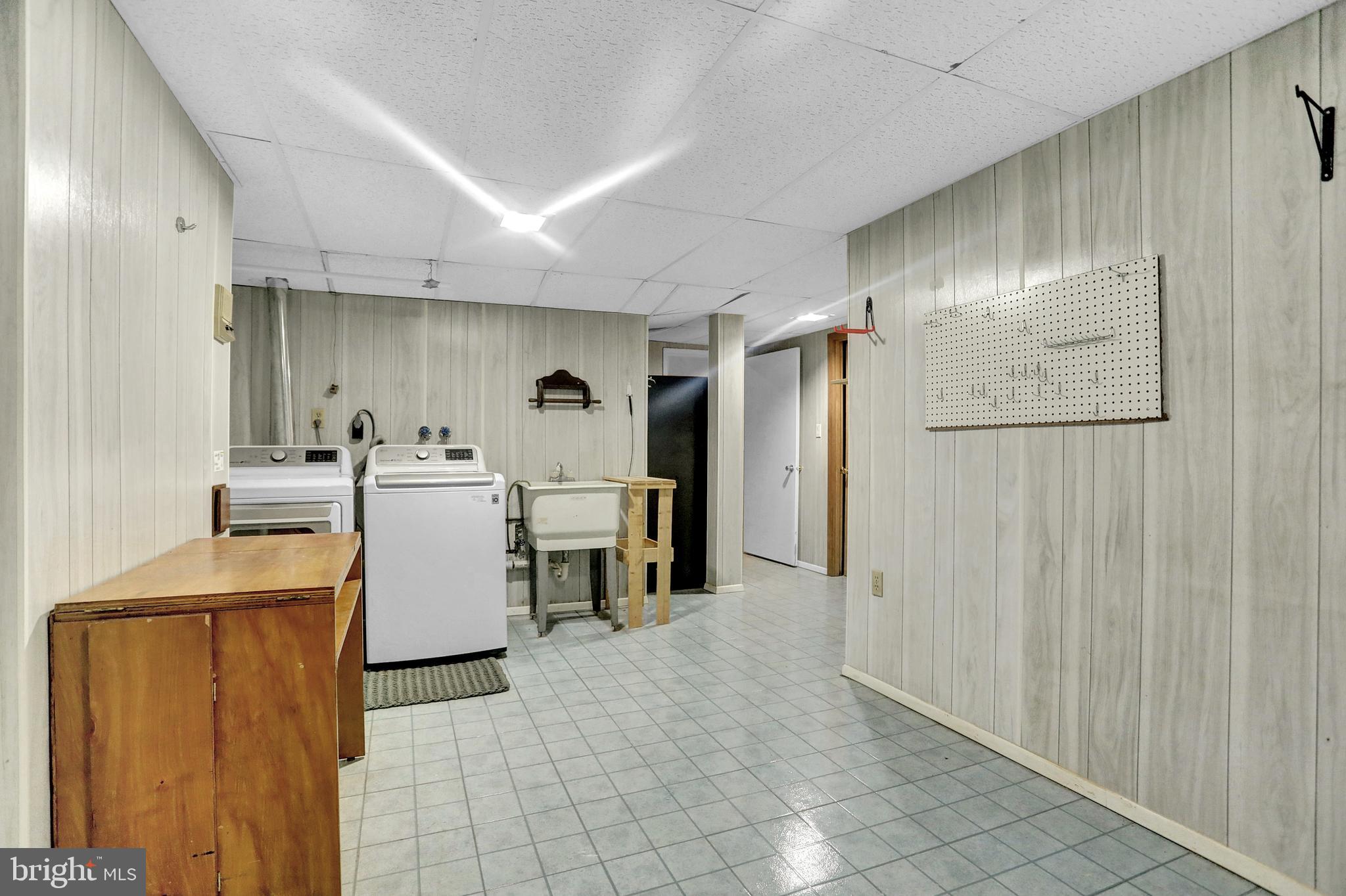 ROLAND SPRINGS - Residential