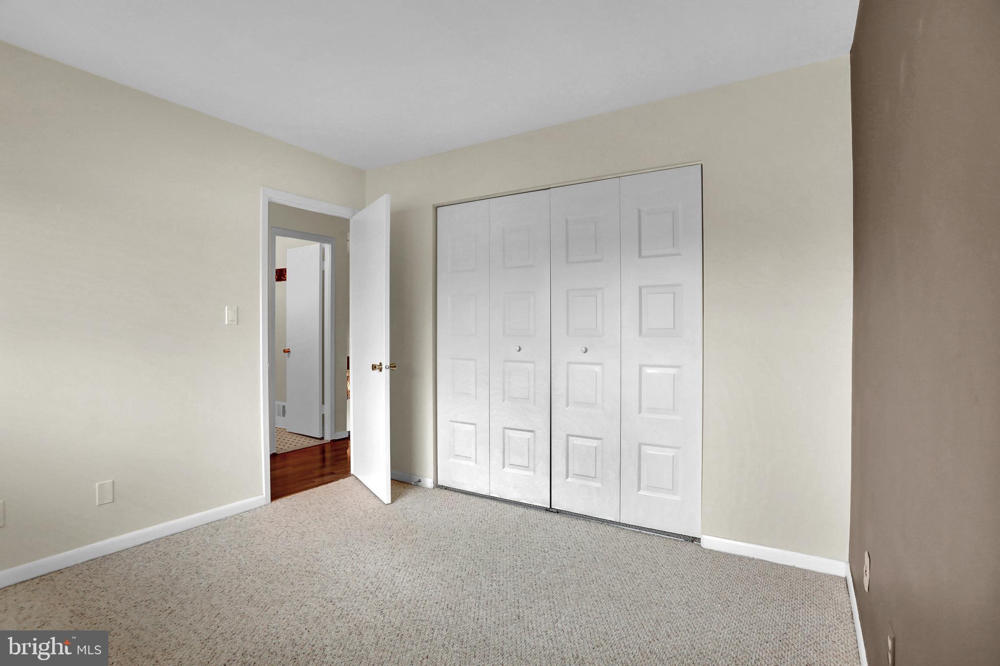 ROLAND SPRINGS - Residential