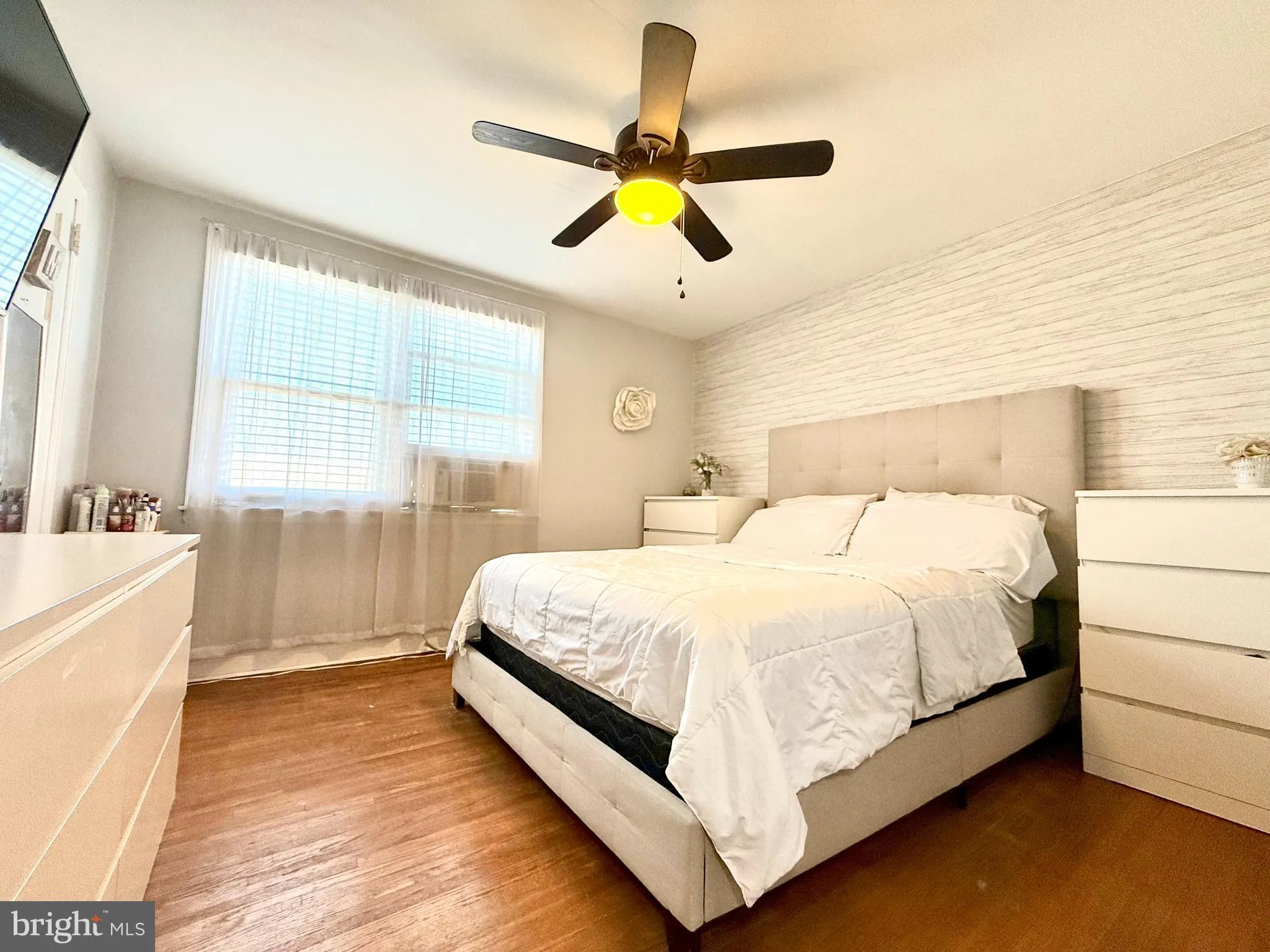 Philadelphia, Pennsylvania 19124, United States, 2 Bedrooms Bedrooms, ,1 BathroomBathrooms,Residential,Active,92247