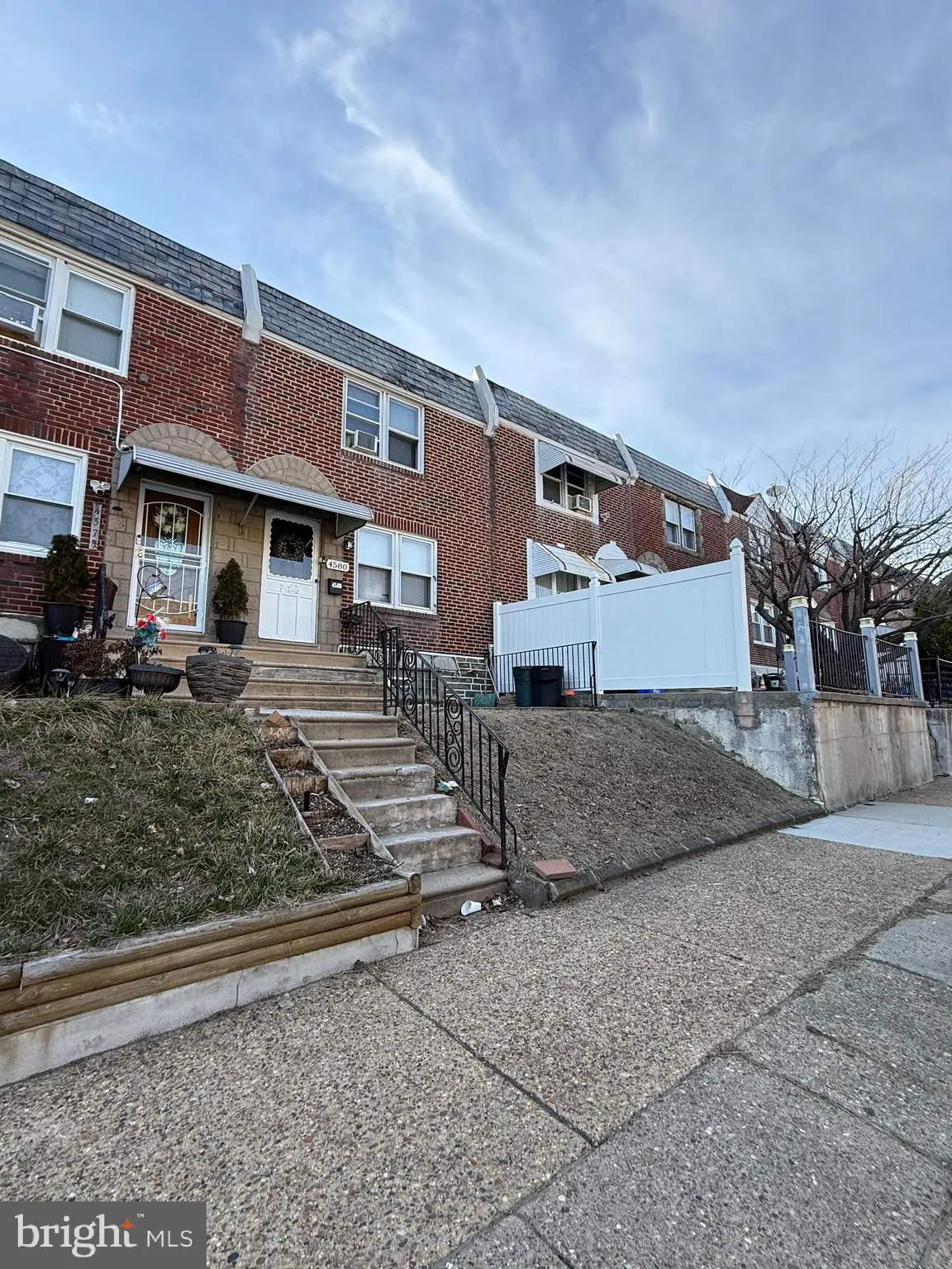 Philadelphia, Pennsylvania 19124, United States, 2 Bedrooms Bedrooms, ,1 BathroomBathrooms,Residential,Active,92247