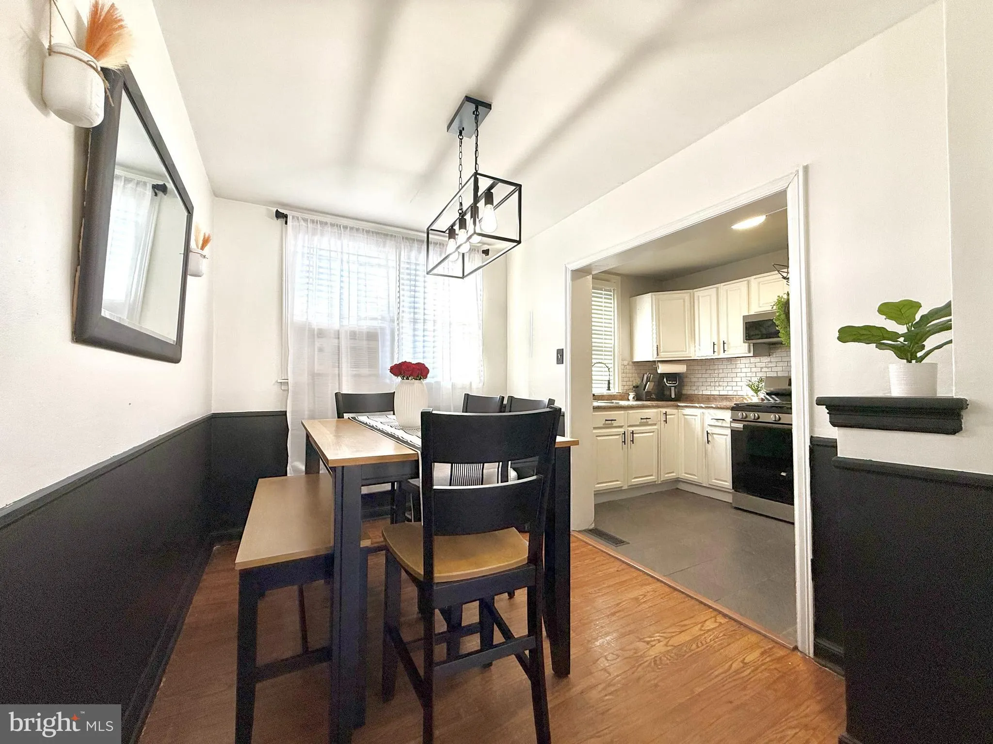 Philadelphia, Pennsylvania 19124, United States, 2 Bedrooms Bedrooms, ,1 BathroomBathrooms,Residential,Active,92247