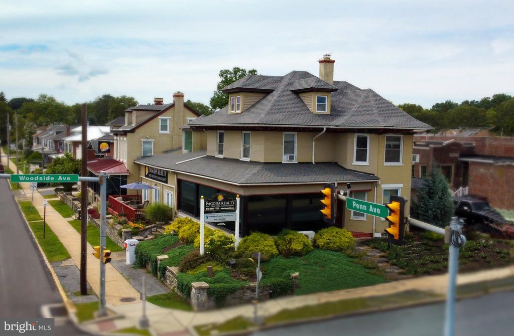 Photo of 2301 Penn Avenue, READING, PA 19609 (MLS # PABK2056592)