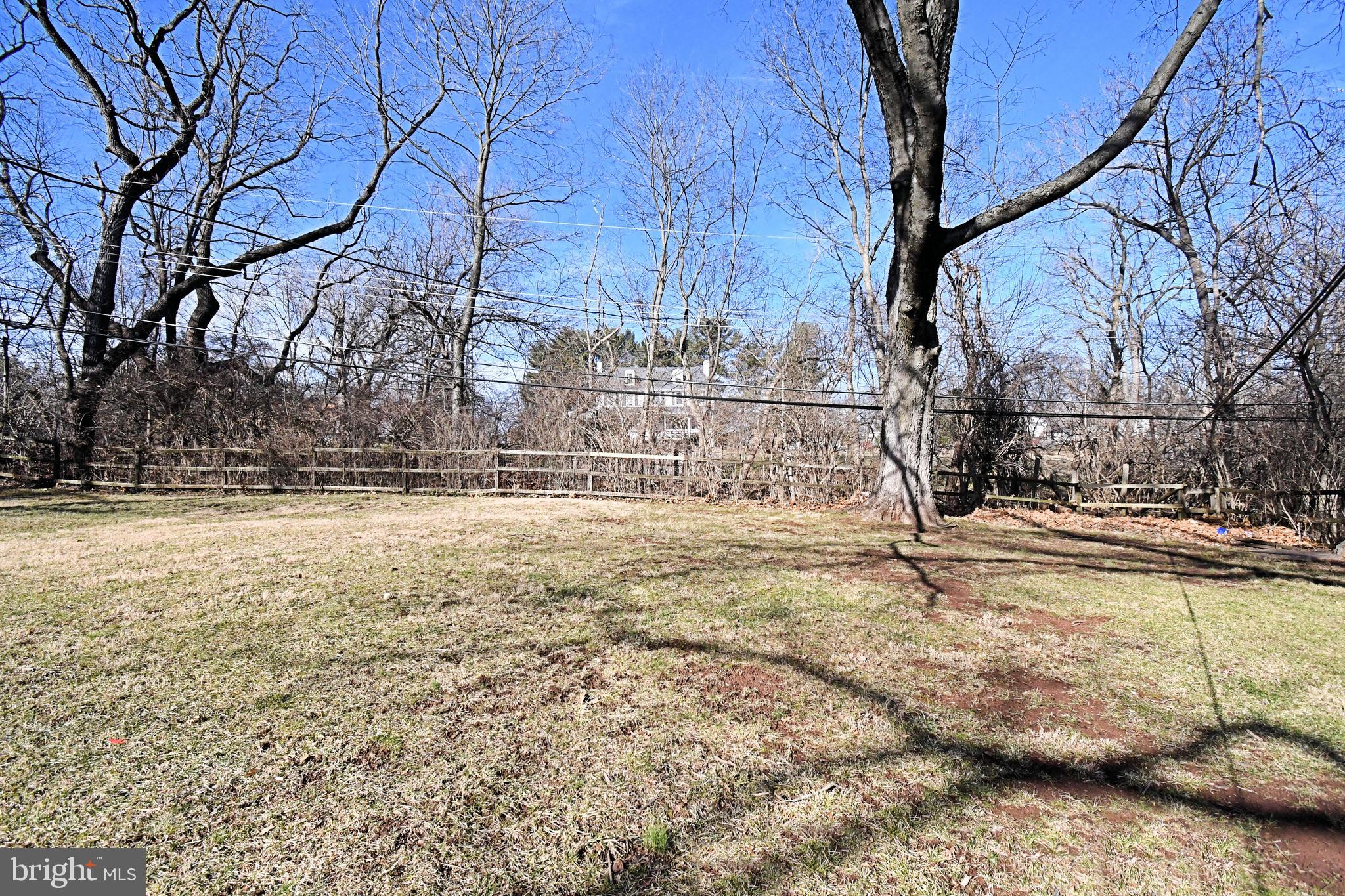 NORRISTOWN - Residential