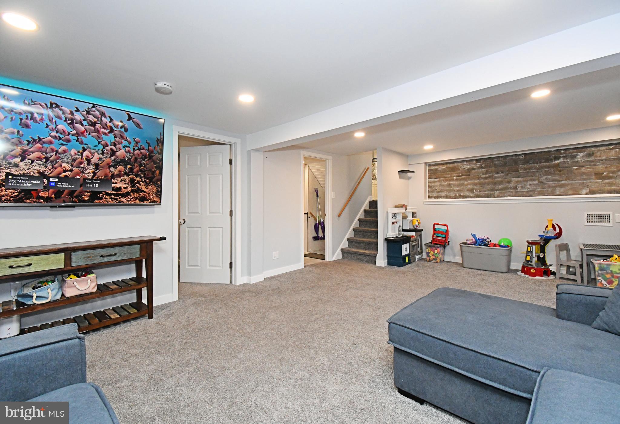 NORRISTOWN - Residential