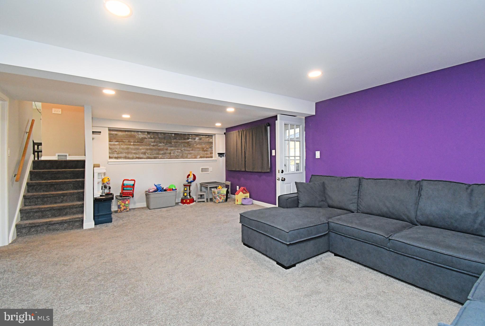 NORRISTOWN - Residential