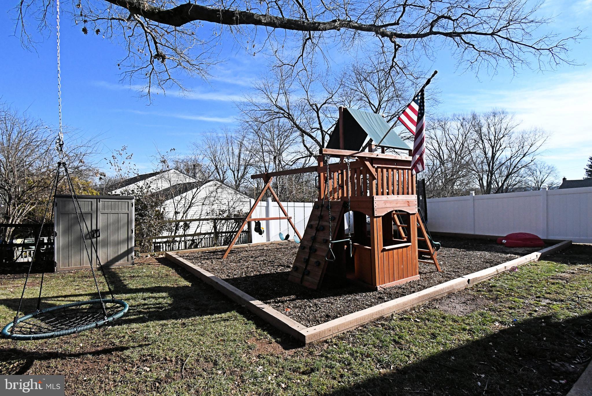 NORRISTOWN - Residential