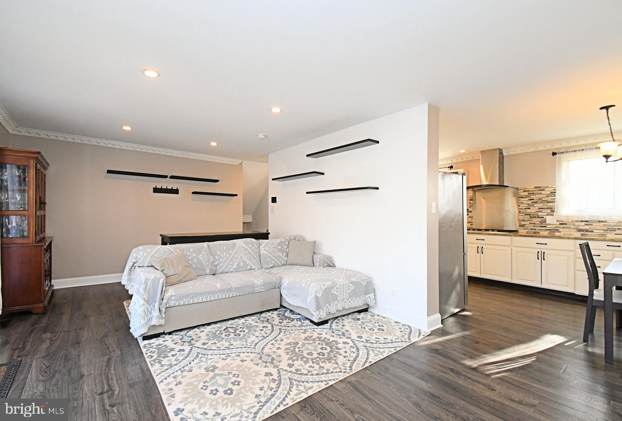 NORRISTOWN - Residential