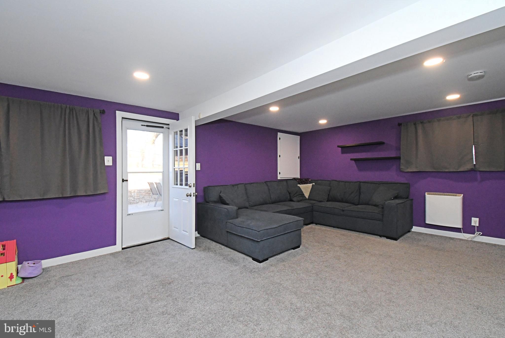 NORRISTOWN - Residential