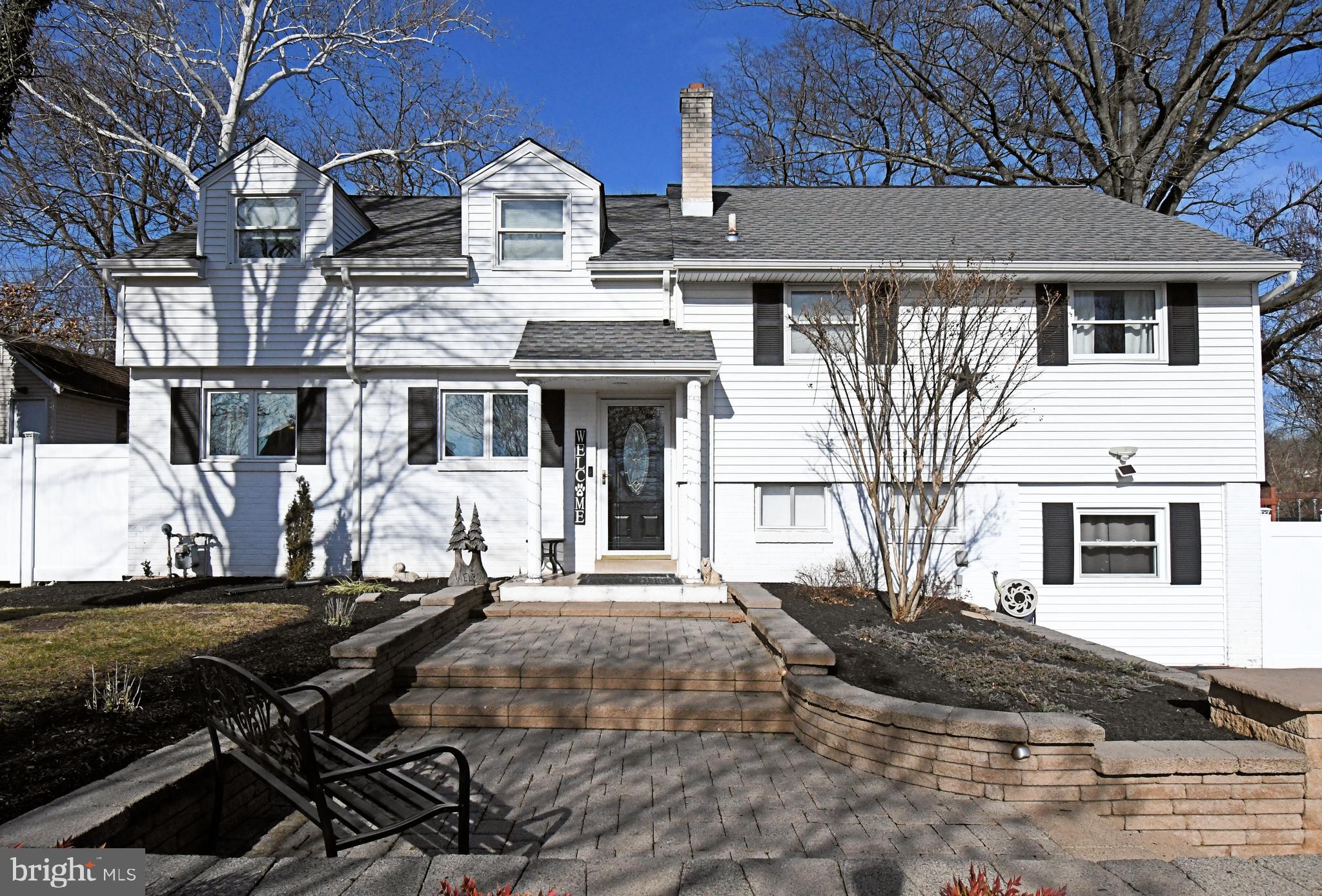 NORRISTOWN - Residential