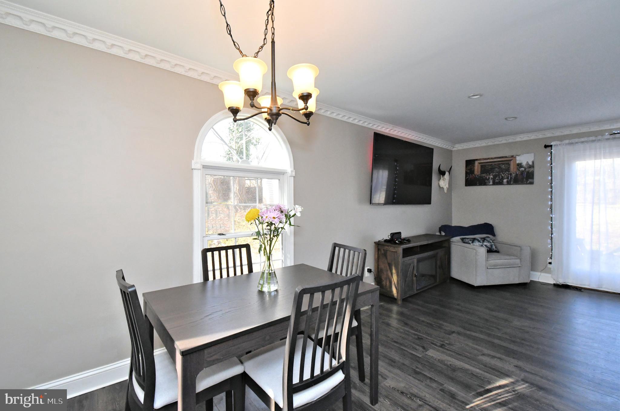 NORRISTOWN - Residential