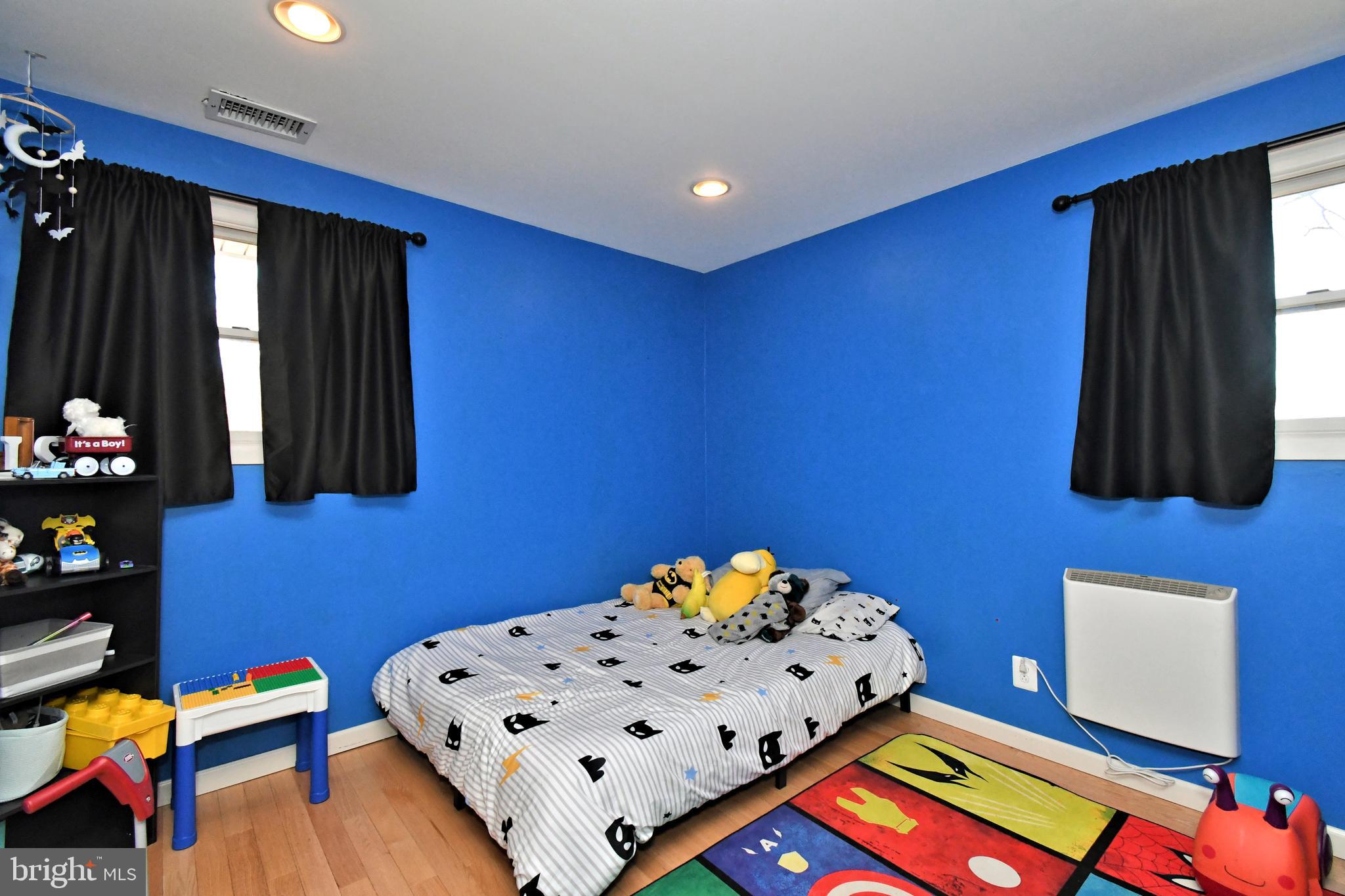 NORRISTOWN - Residential