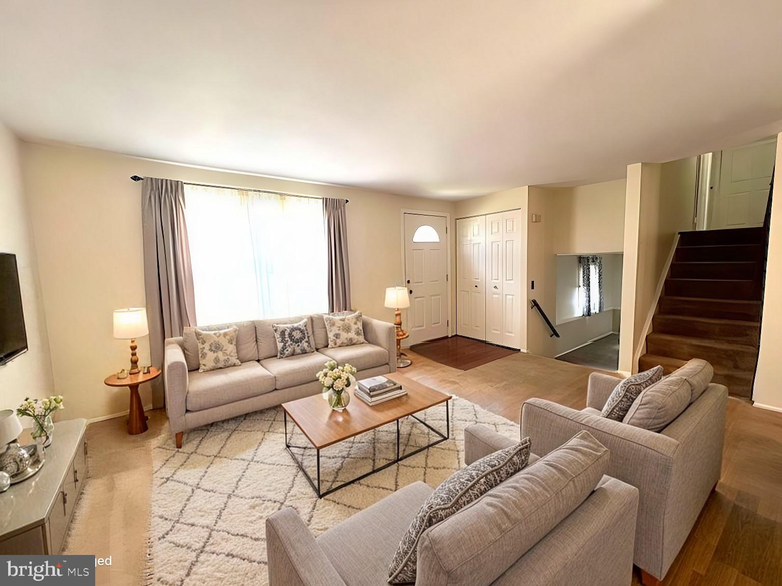 ST CHARLES BANNISTER - Residential