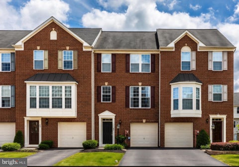 Townhouse For Sale - 89 Monte Carlo Way<br/> CHARLES TOWN, WV 25414