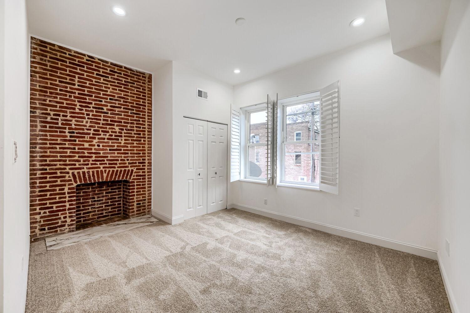 MADISON PARK HISTORIC DISTRICT - Residential Income