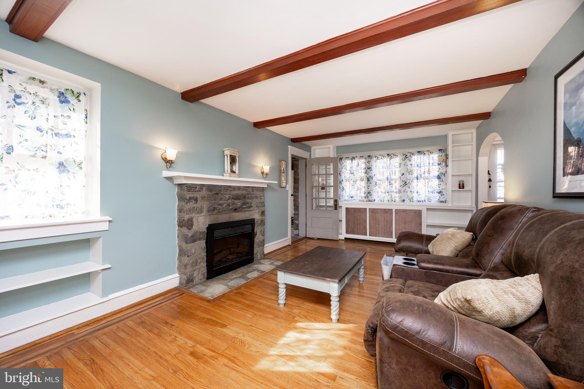 GRAND VIEW HGTS - Residential