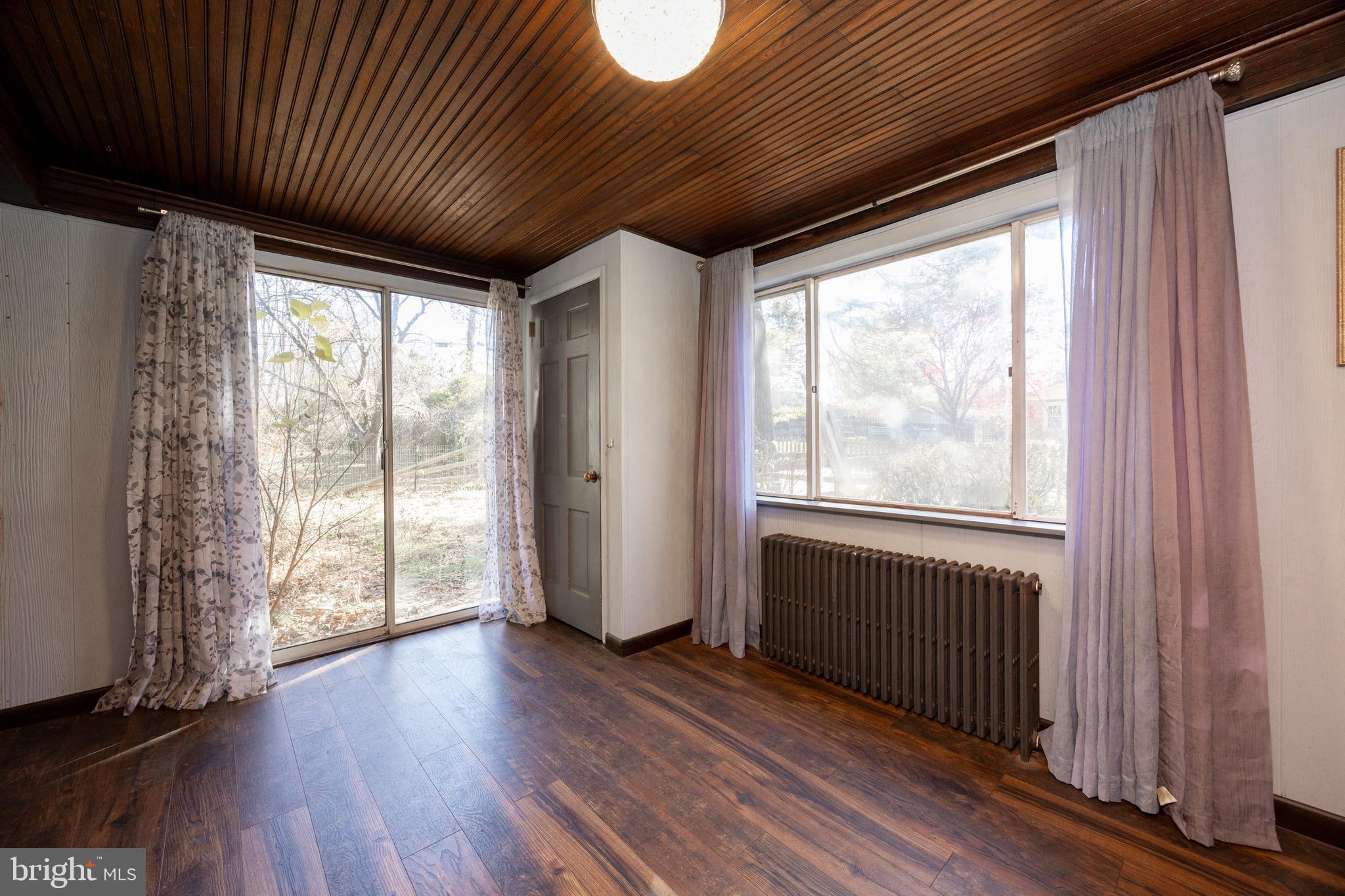 GRAND VIEW HGTS - Residential